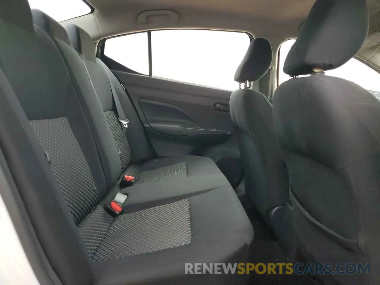 10 fotografías del automóvil dañado 3N1CN8DV7LL835395 NISSAN VERSA 2020
