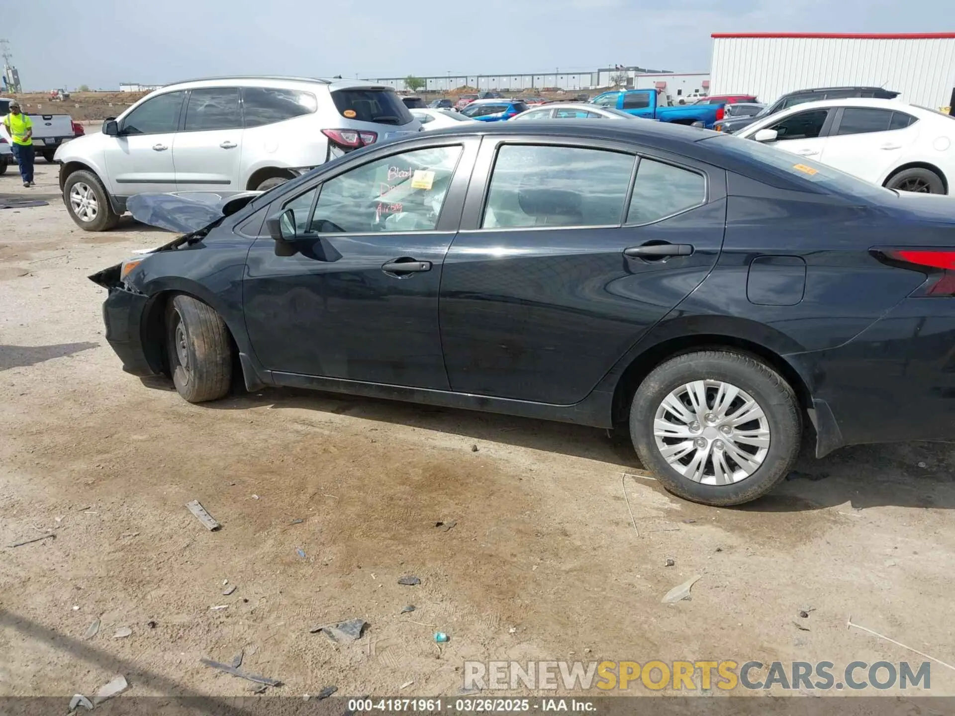 13 fotografías del automóvil dañado 3N1CN8DV7LL891451 NISSAN VERSA 2020