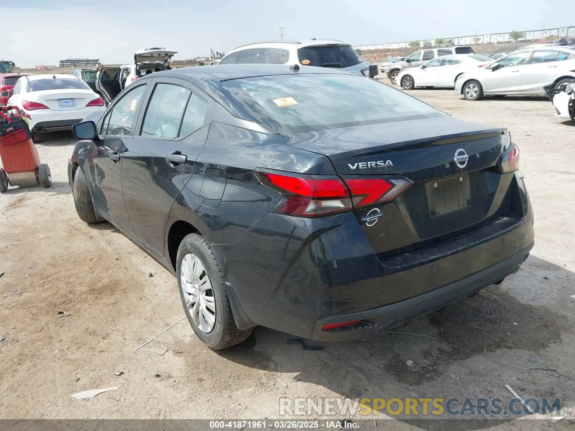 3 fotografías del automóvil dañado 3N1CN8DV7LL891451 NISSAN VERSA 2020