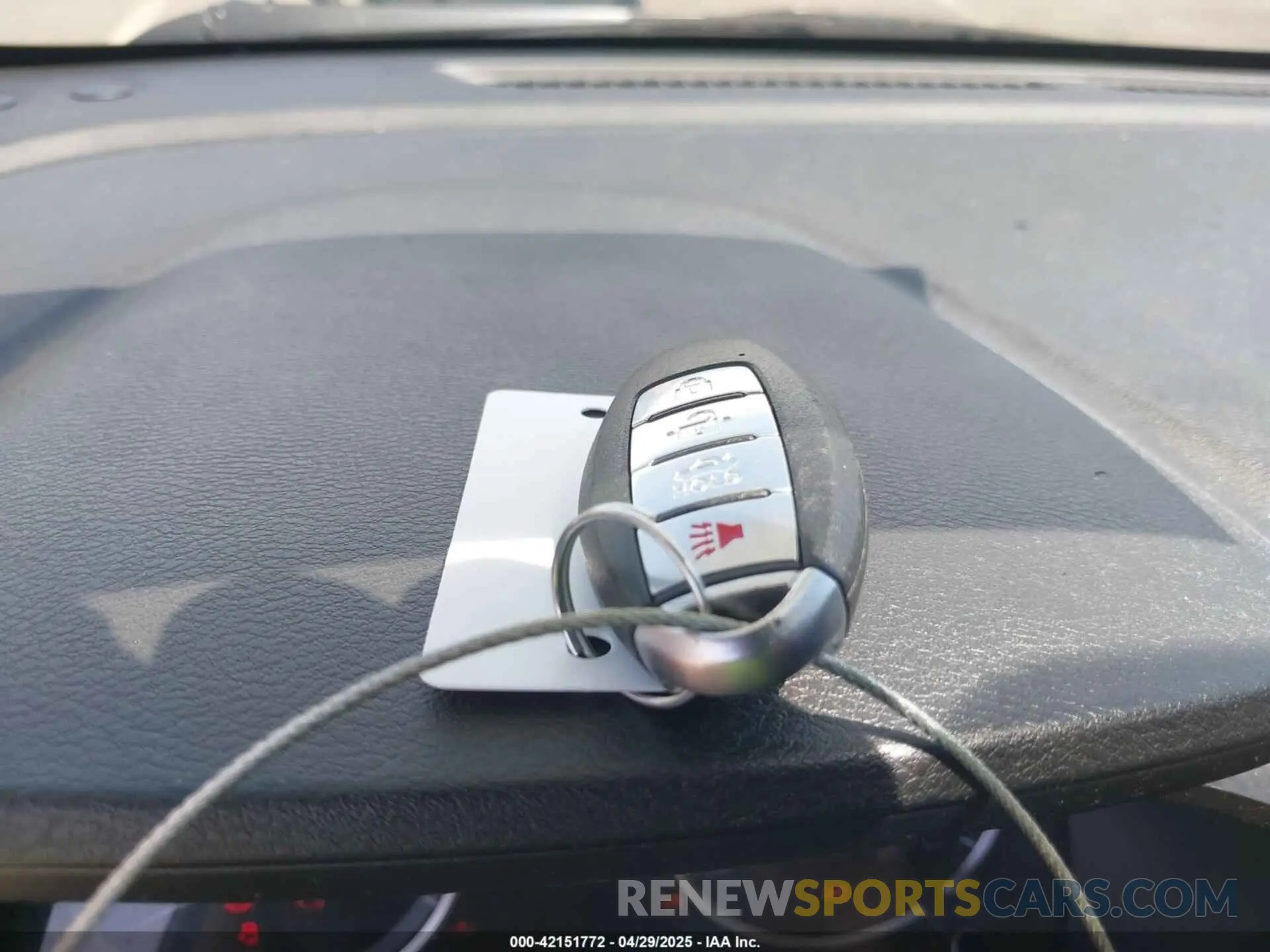 11 fotografías del automóvil dañado 3N1CN8DV8LL917992 NISSAN VERSA 2020