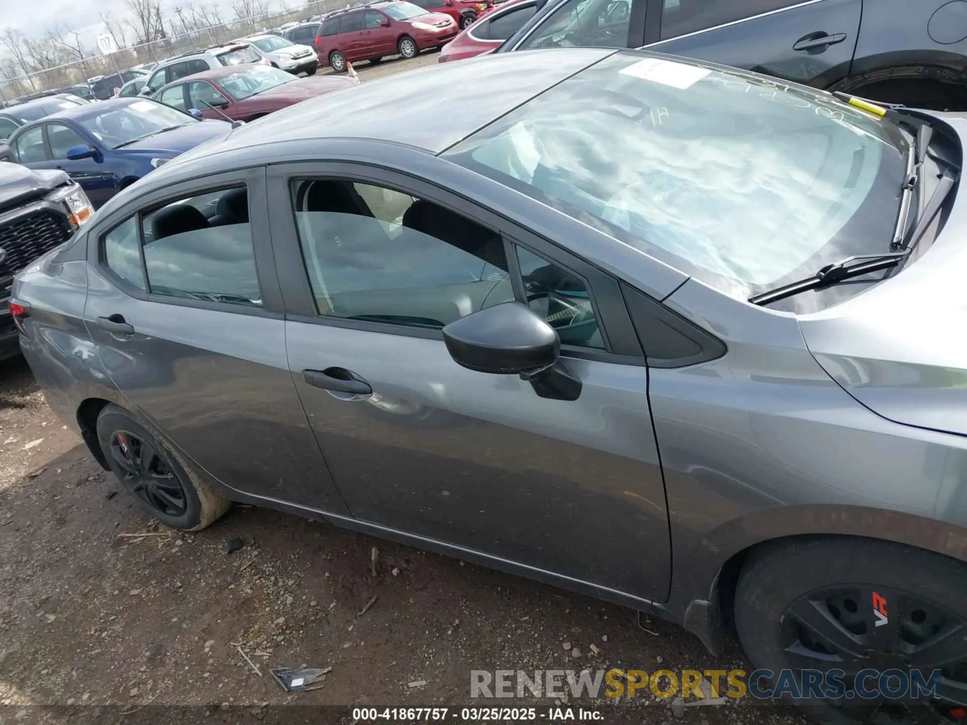 12 fotografías del automóvil dañado 3N1CN8DV9LL810238 NISSAN VERSA 2020