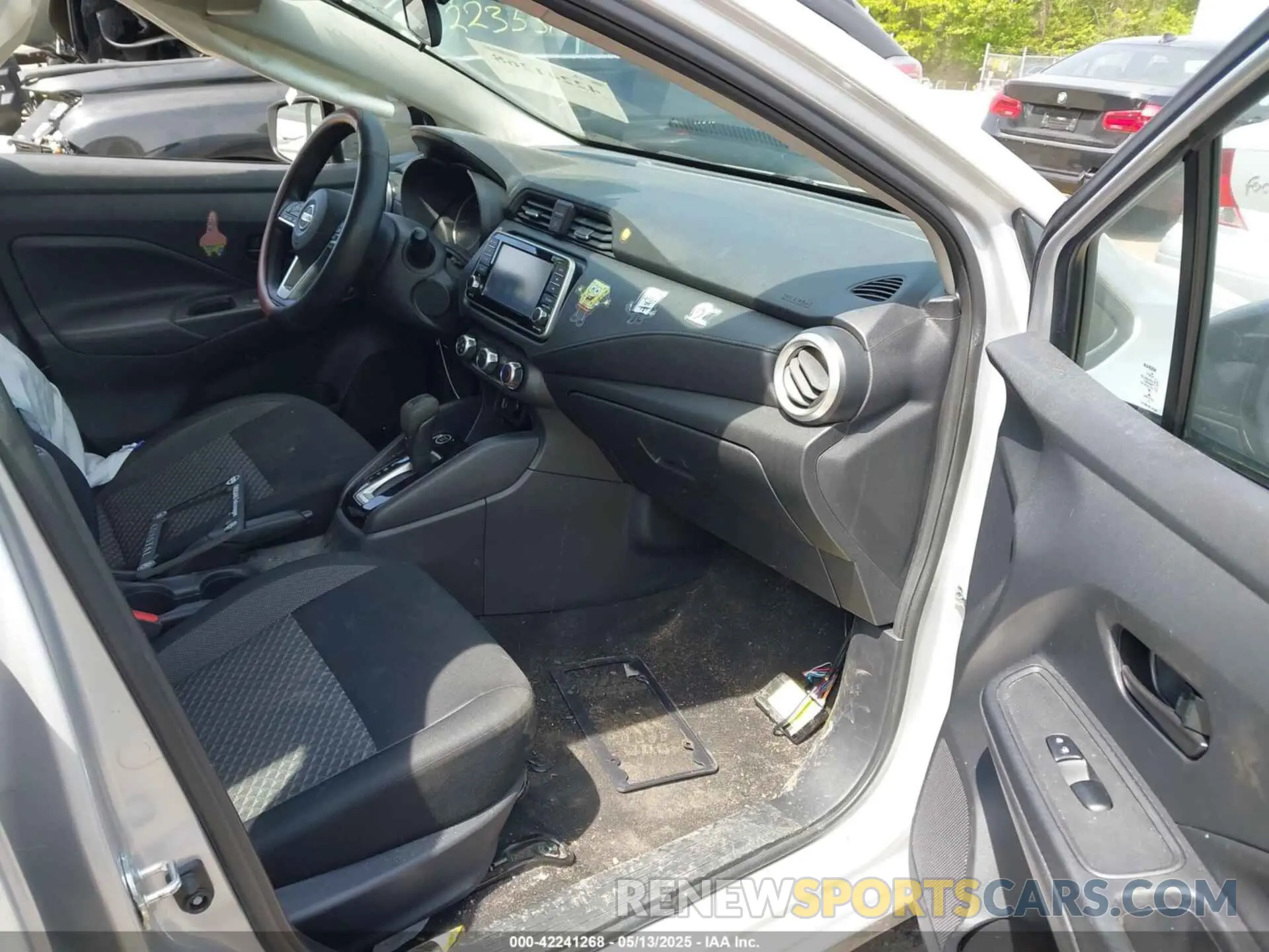5 fotografías del automóvil dañado 3N1CN8DV9LL911781 NISSAN VERSA 2020