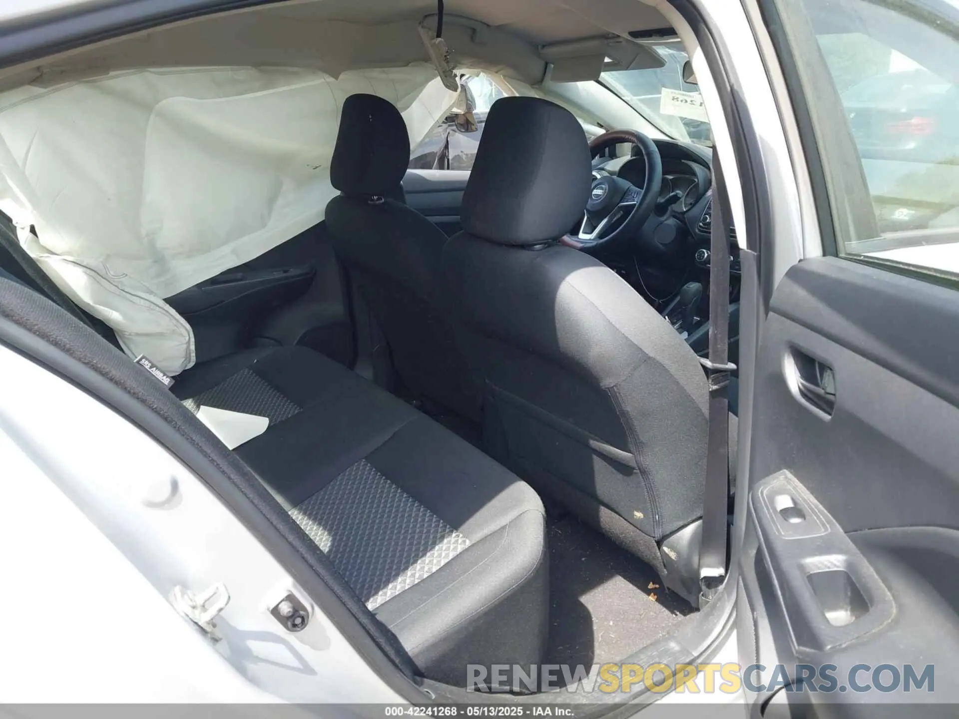 8 fotografías del automóvil dañado 3N1CN8DV9LL911781 NISSAN VERSA 2020