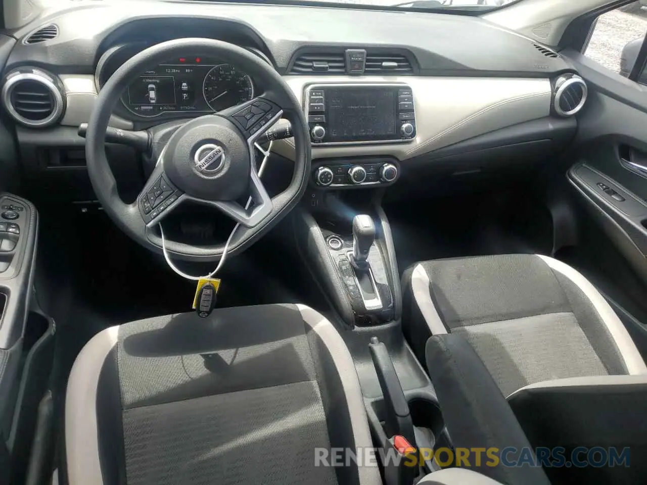 8 fotografías del automóvil dañado 3N1CN8EV0LL807100 NISSAN VERSA 2020