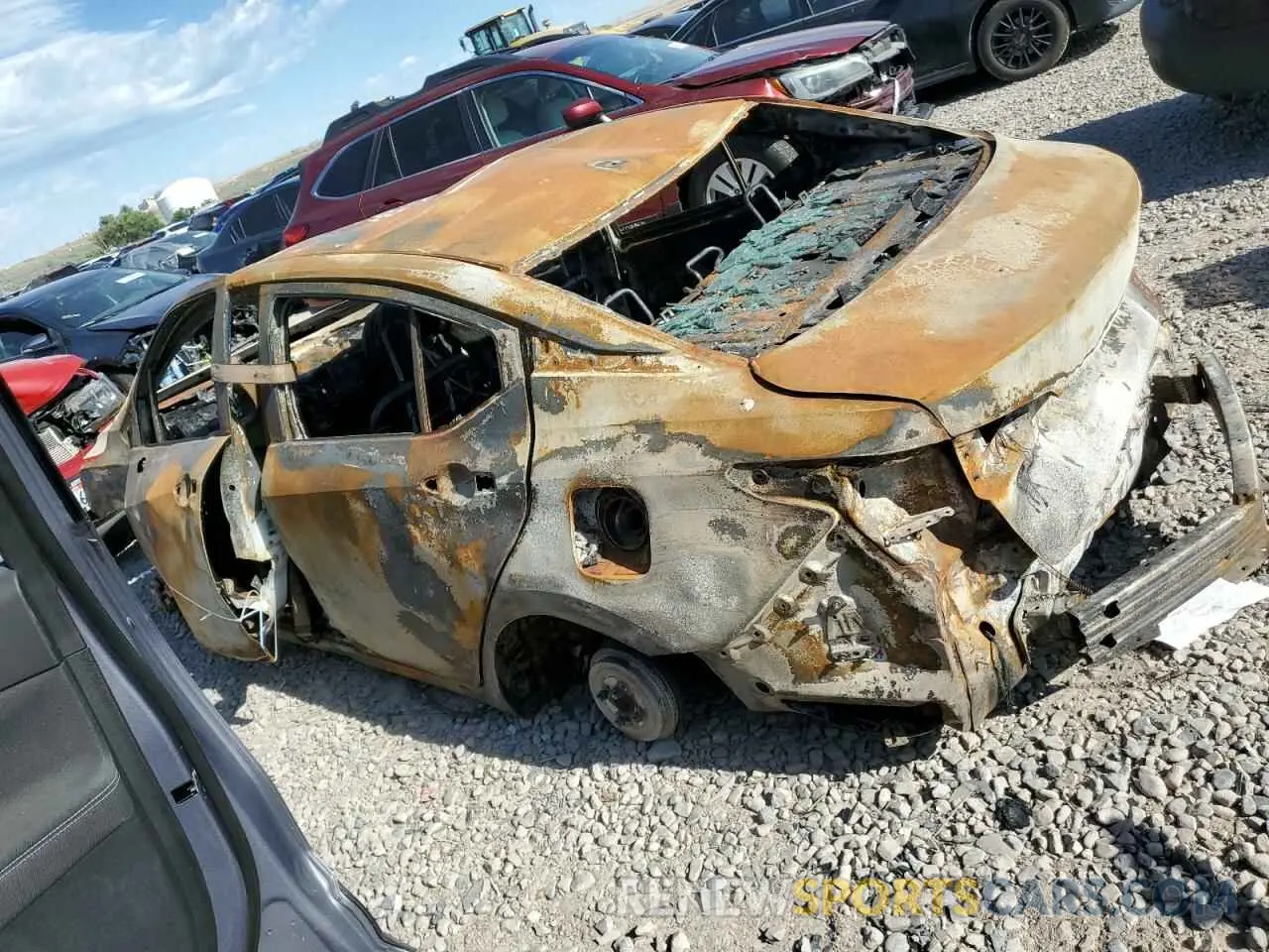 2 fotografías del automóvil dañado 3N1CN8EV0LL839593 NISSAN VERSA 2020