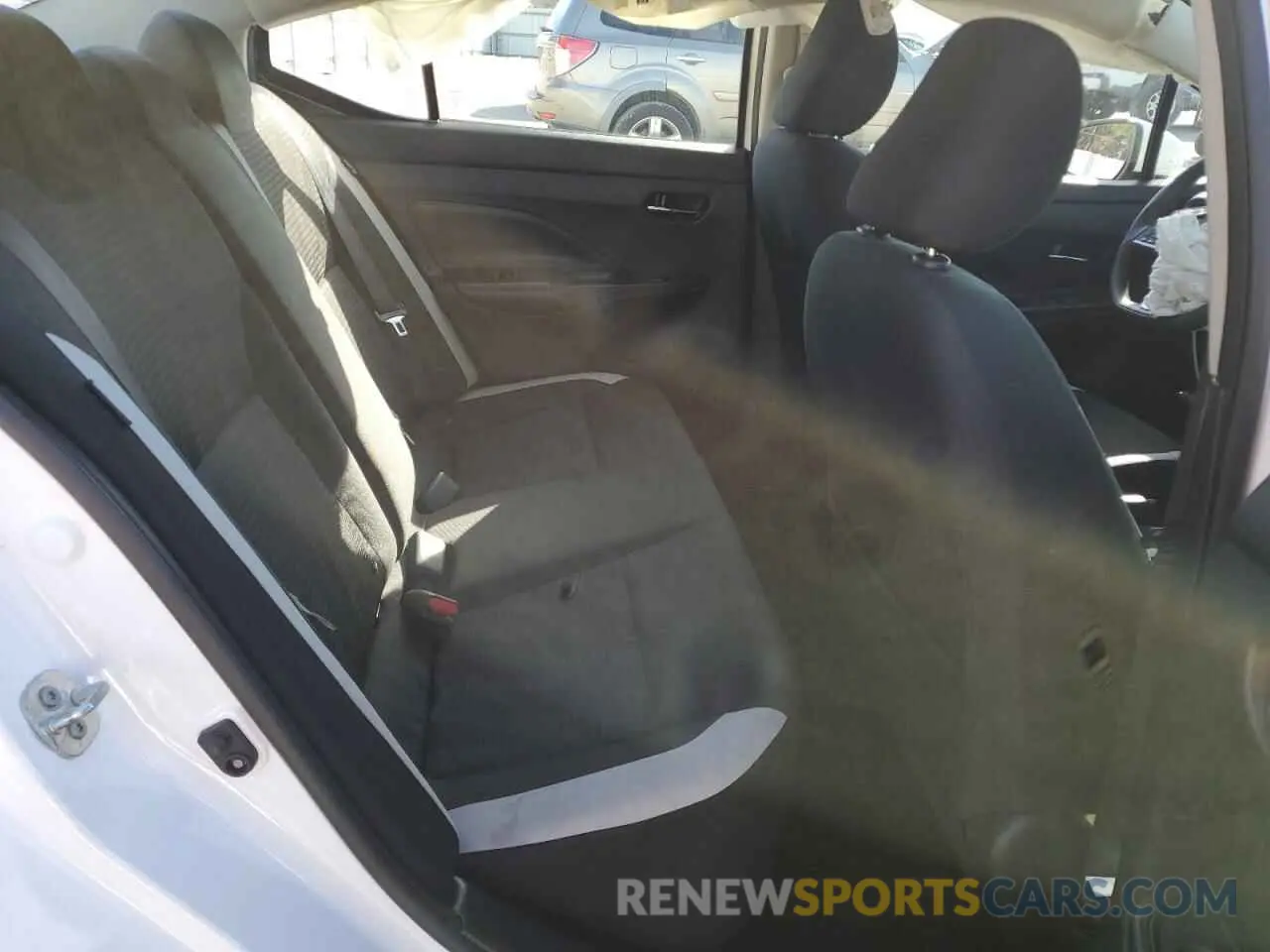 10 fotografías del automóvil dañado 3N1CN8EV0LL844552 NISSAN VERSA 2020