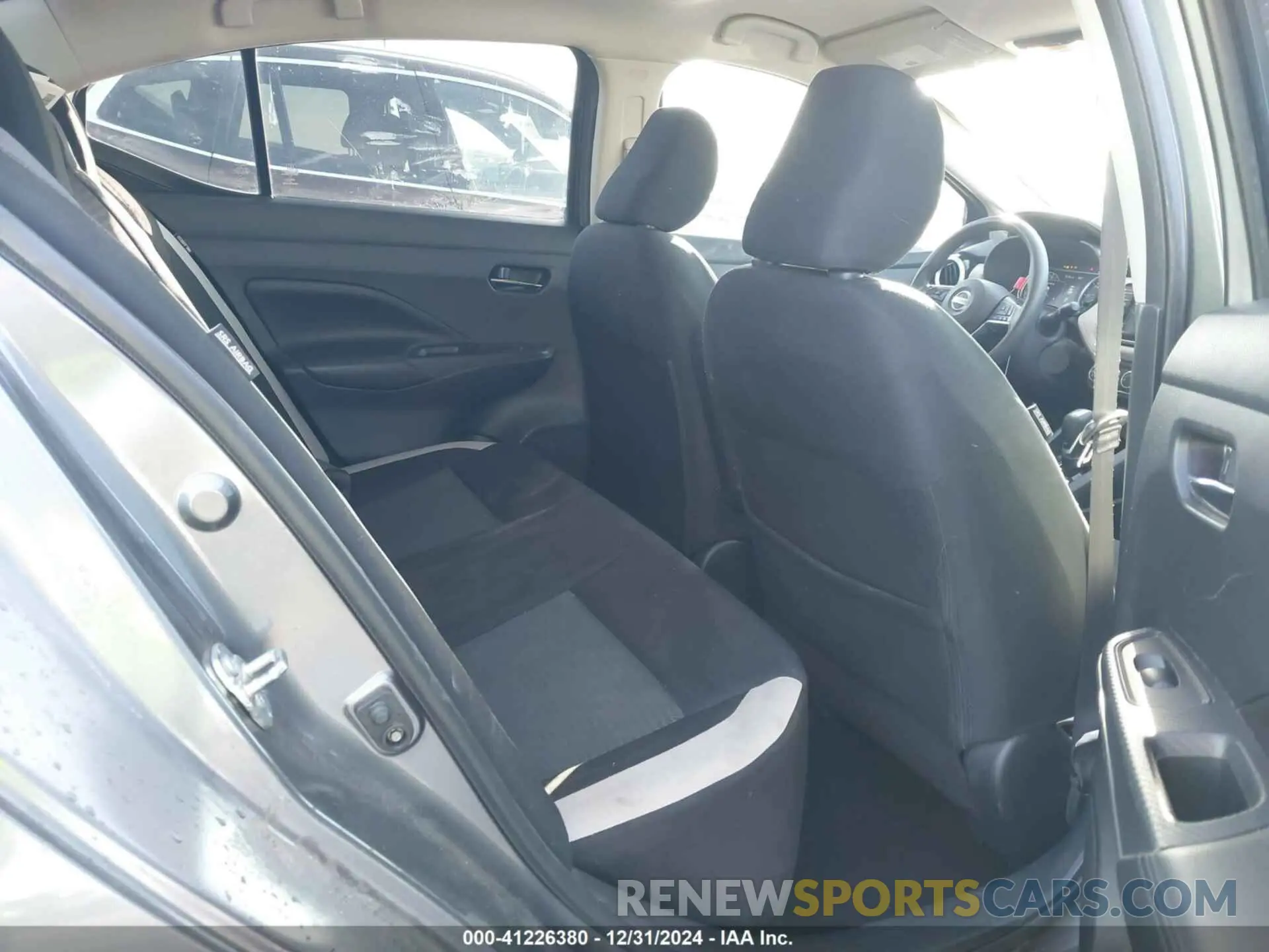 8 fotografías del automóvil dañado 3N1CN8EV1LL810104 NISSAN VERSA 2020