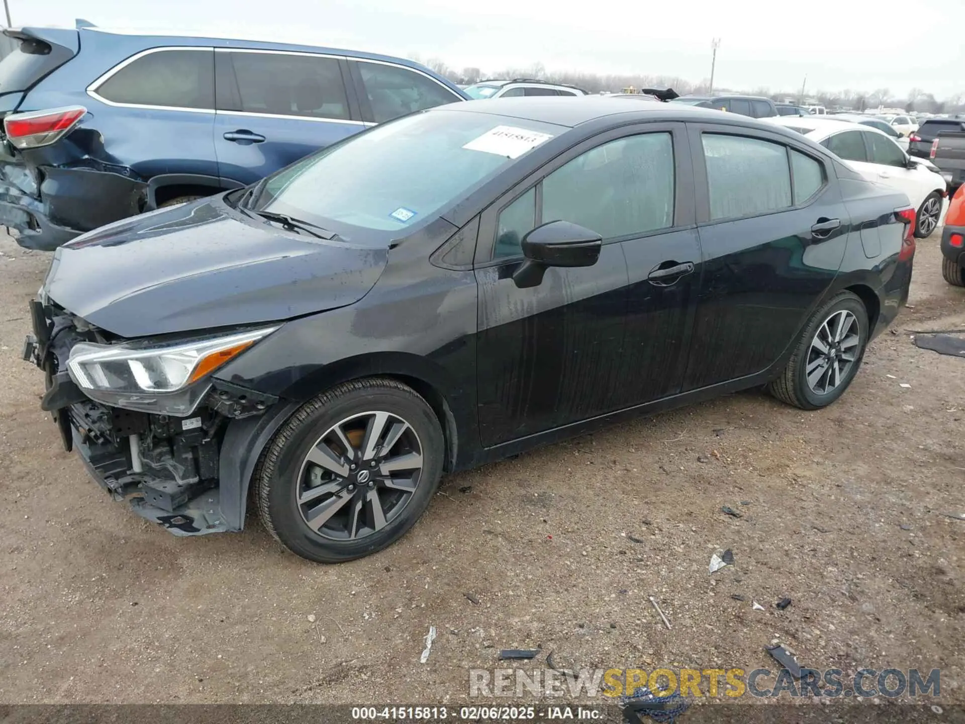2 fotografías del automóvil dañado 3N1CN8EV1LL876815 NISSAN VERSA 2020