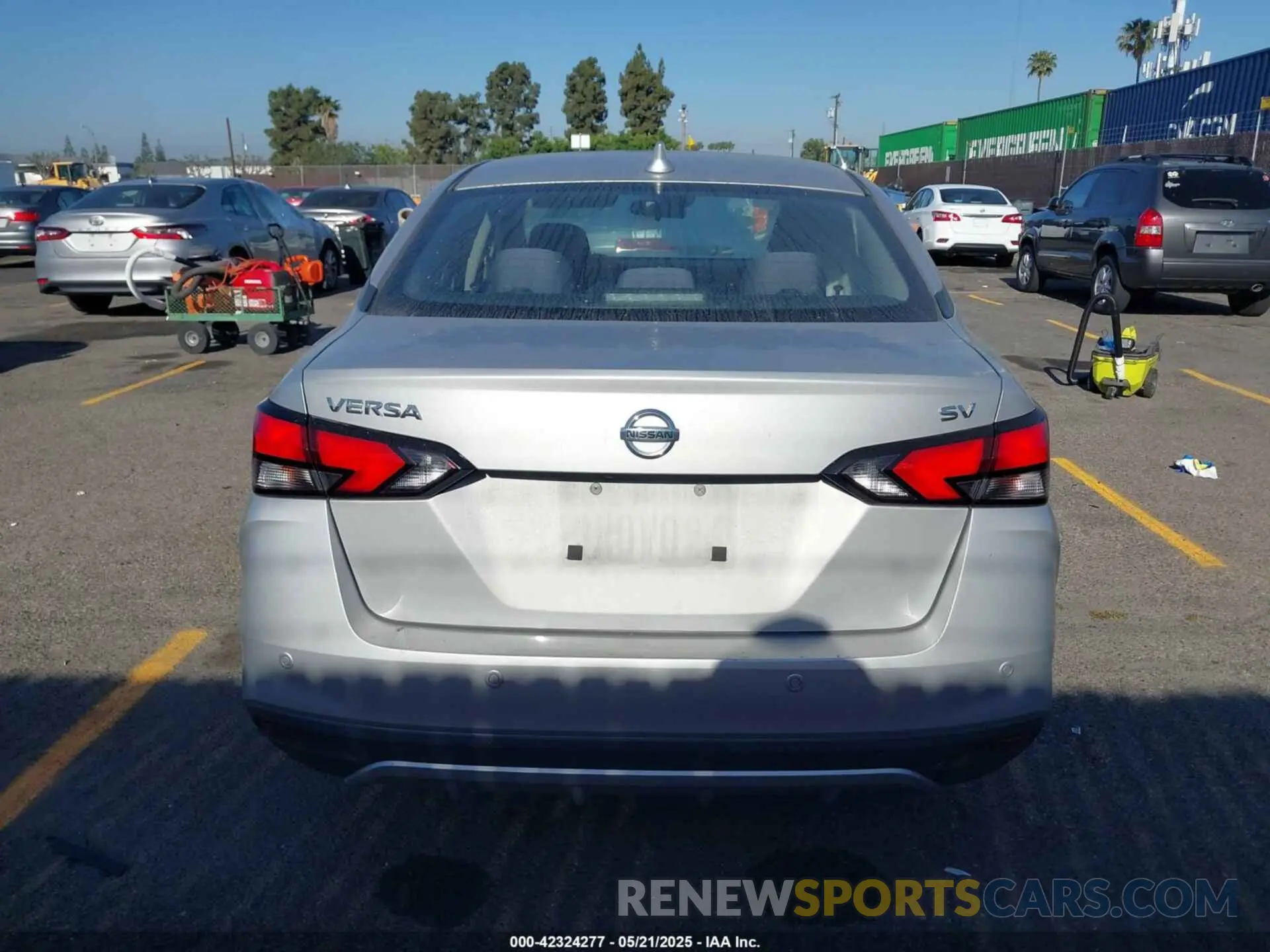 16 fotografías del automóvil dañado 3N1CN8EV4LL881698 NISSAN VERSA 2020