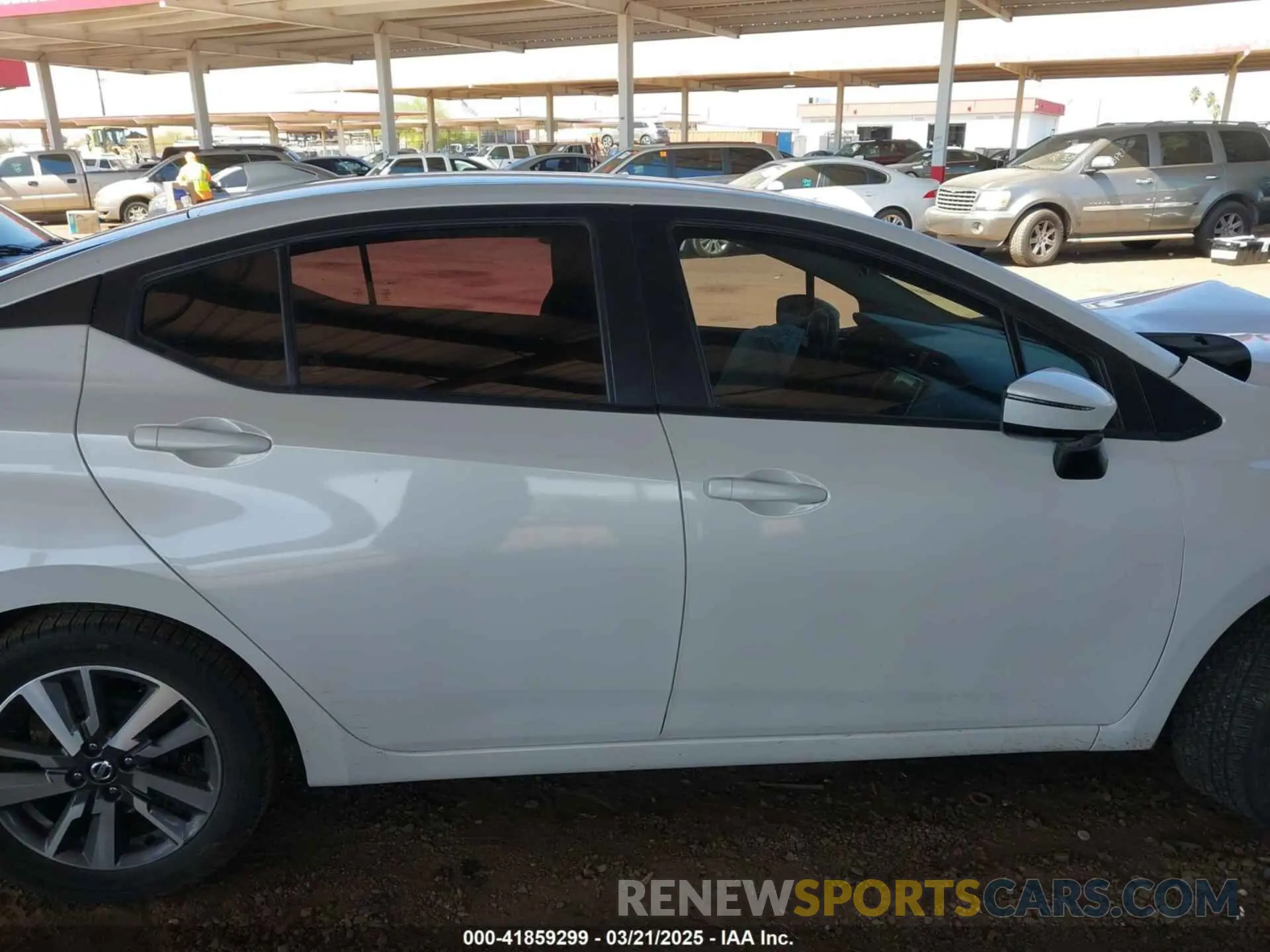 13 fotografías del automóvil dañado 3N1CN8EV6LL801964 NISSAN VERSA 2020