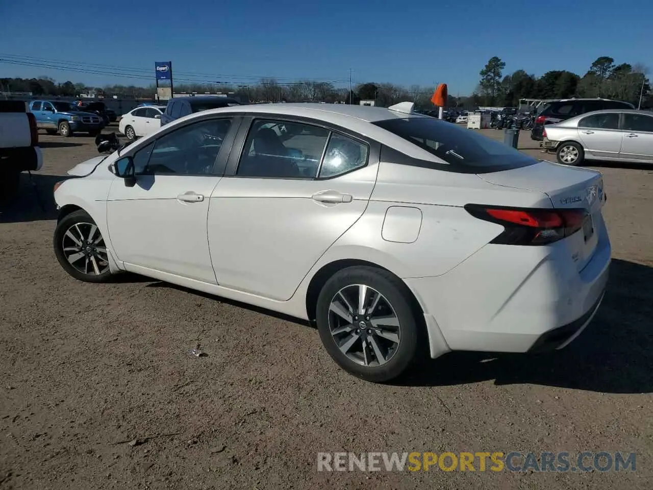 2 fotografías del automóvil dañado 3N1CN8EV6LL921327 NISSAN VERSA 2020