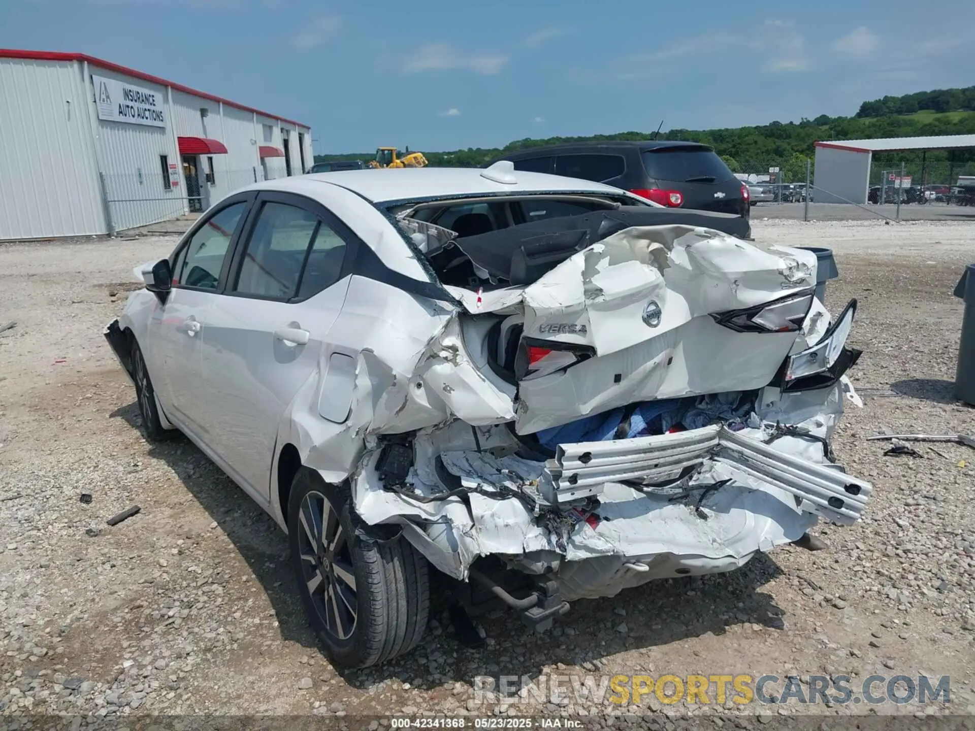 3 fotografías del automóvil dañado 3N1CN8EV8LL882210 NISSAN VERSA 2020
