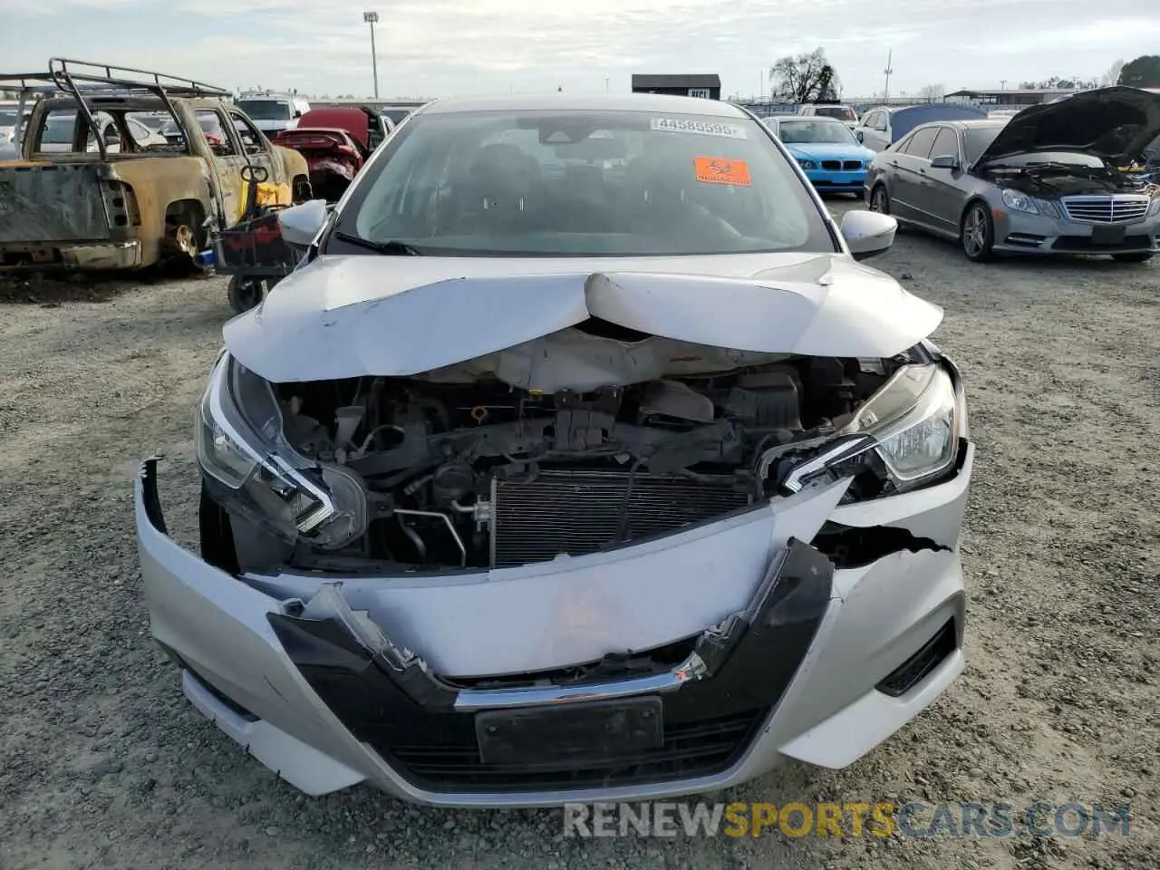 5 fotografías del automóvil dañado 3N1CN8EVXLL820890 NISSAN VERSA 2020