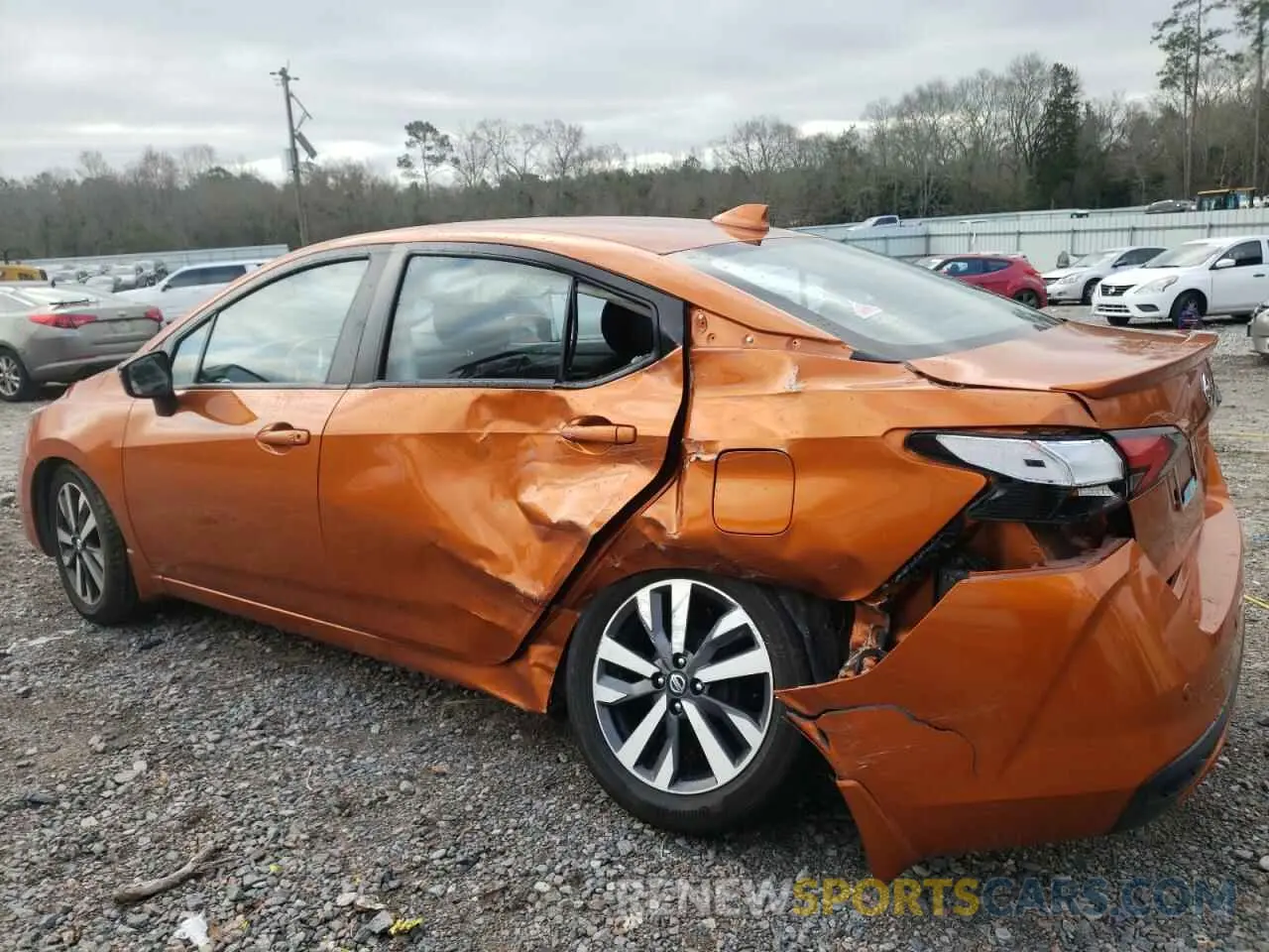2 fotografías del automóvil dañado 3N1CN8FV1LL875100 NISSAN VERSA 2020