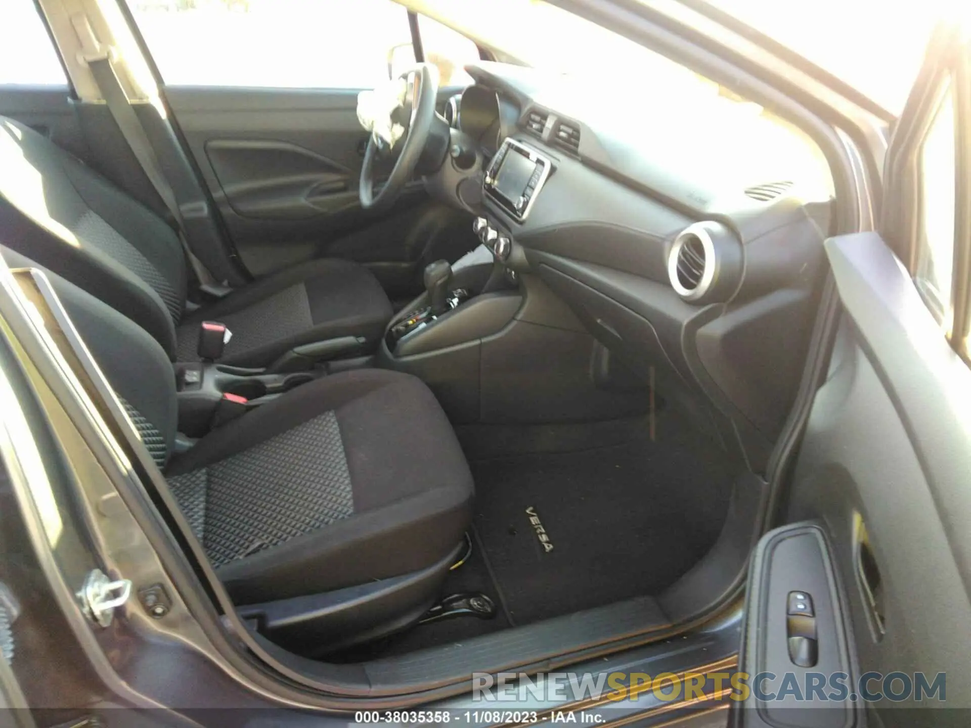 5 fotografías del automóvil dañado 3N1CN8DV0ML813370 NISSAN VERSA 2021