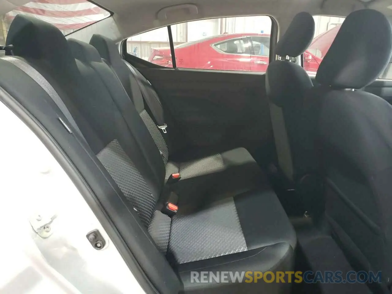 10 fotografías del automóvil dañado 3N1CN8DV0ML869132 NISSAN VERSA 2021