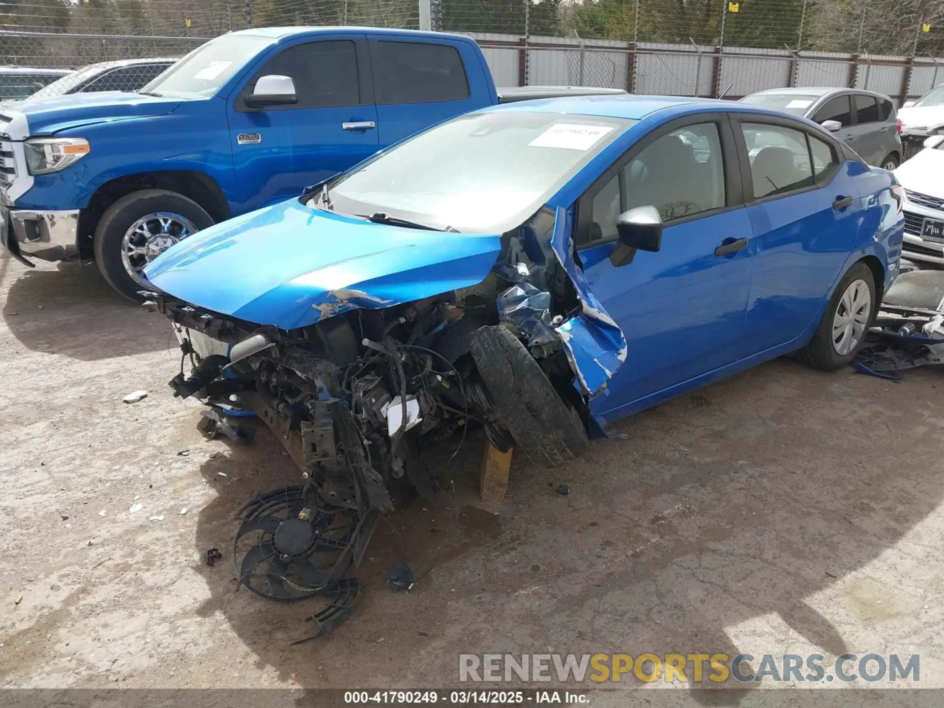 2 fotografías del automóvil dañado 3N1CN8DV2ML893934 NISSAN VERSA 2021