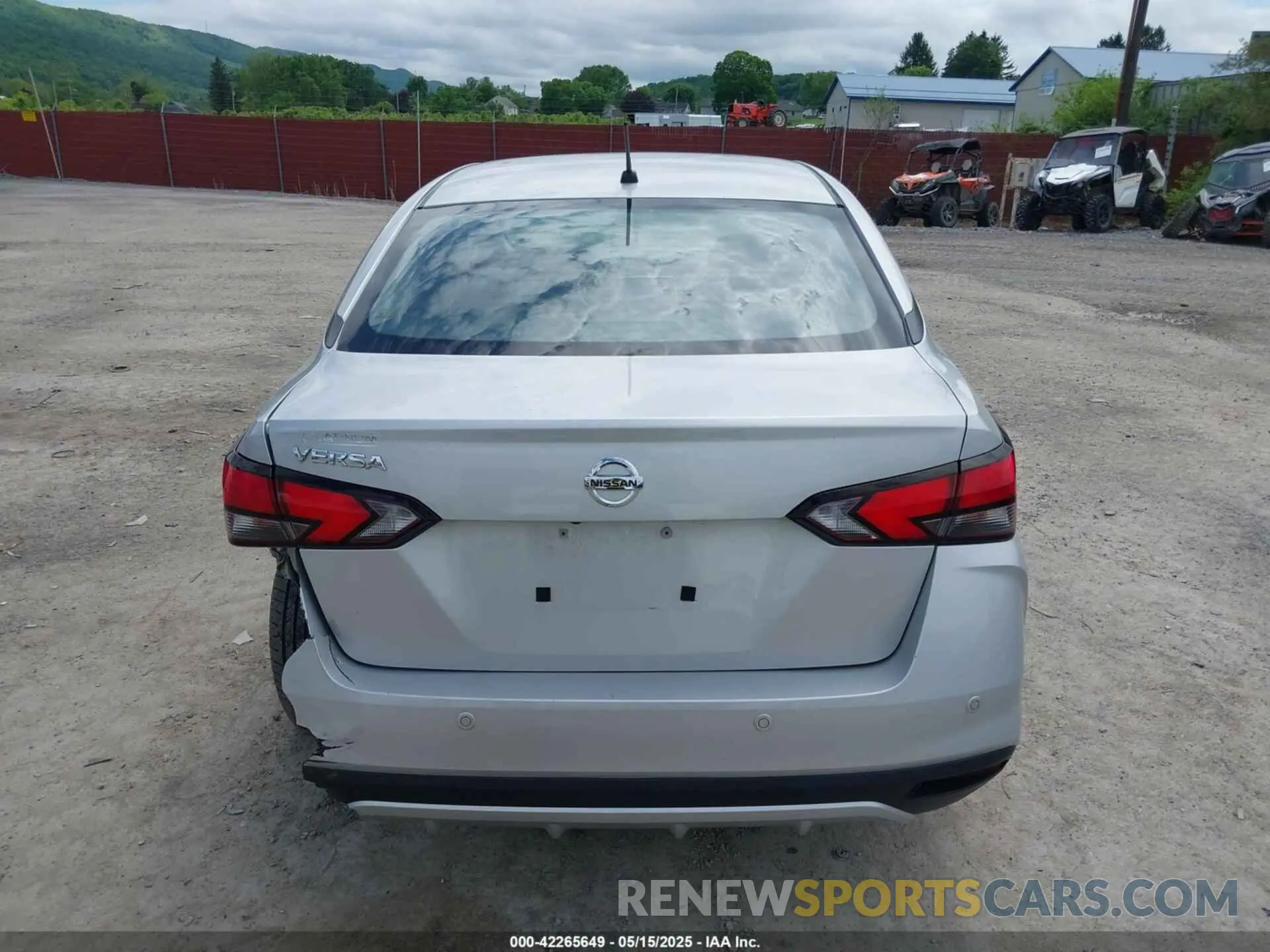 17 fotografías del automóvil dañado 3N1CN8DV4ML809483 NISSAN VERSA 2021