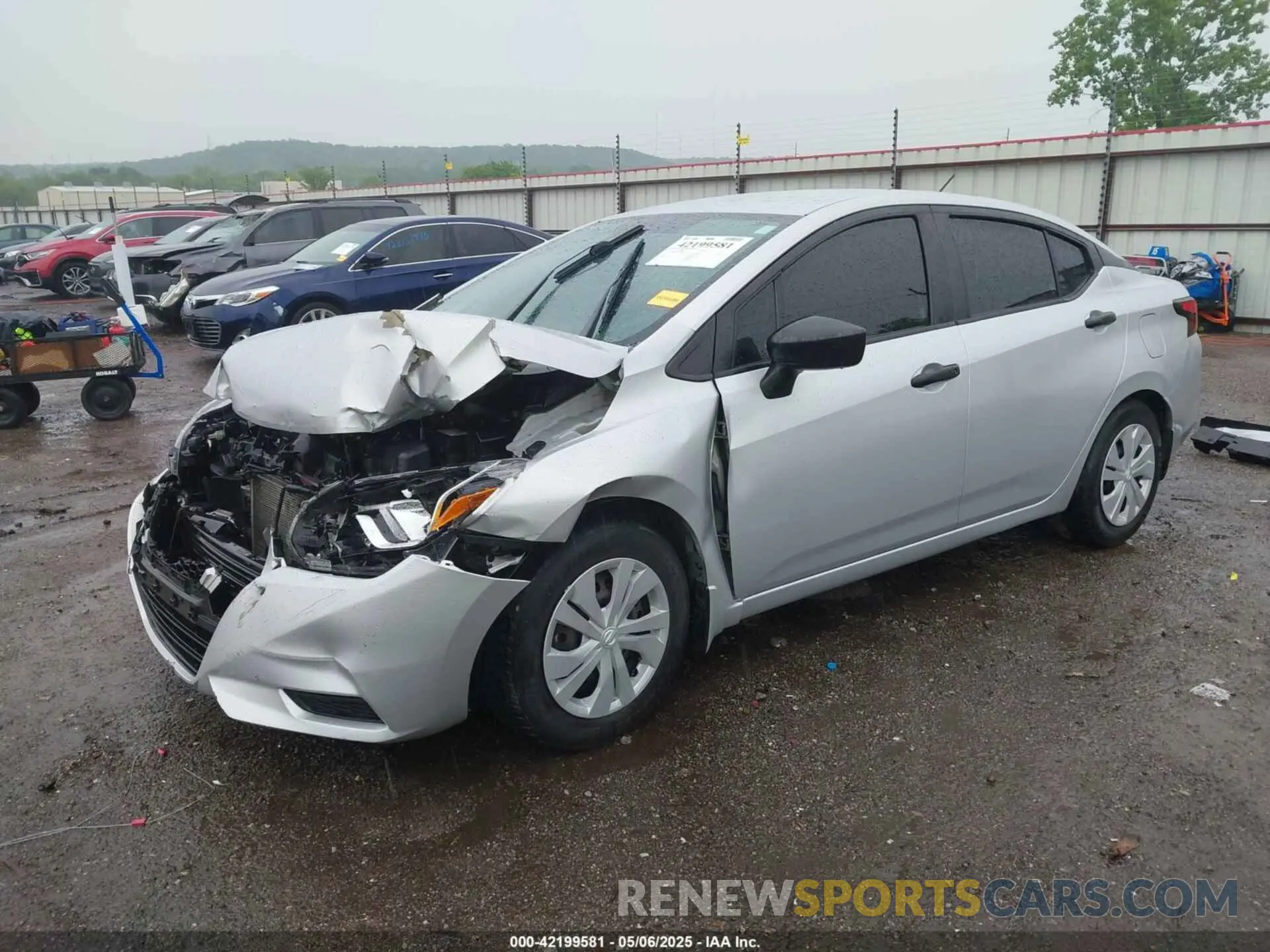 2 fotografías del automóvil dañado 3N1CN8DV4ML820029 NISSAN VERSA 2021