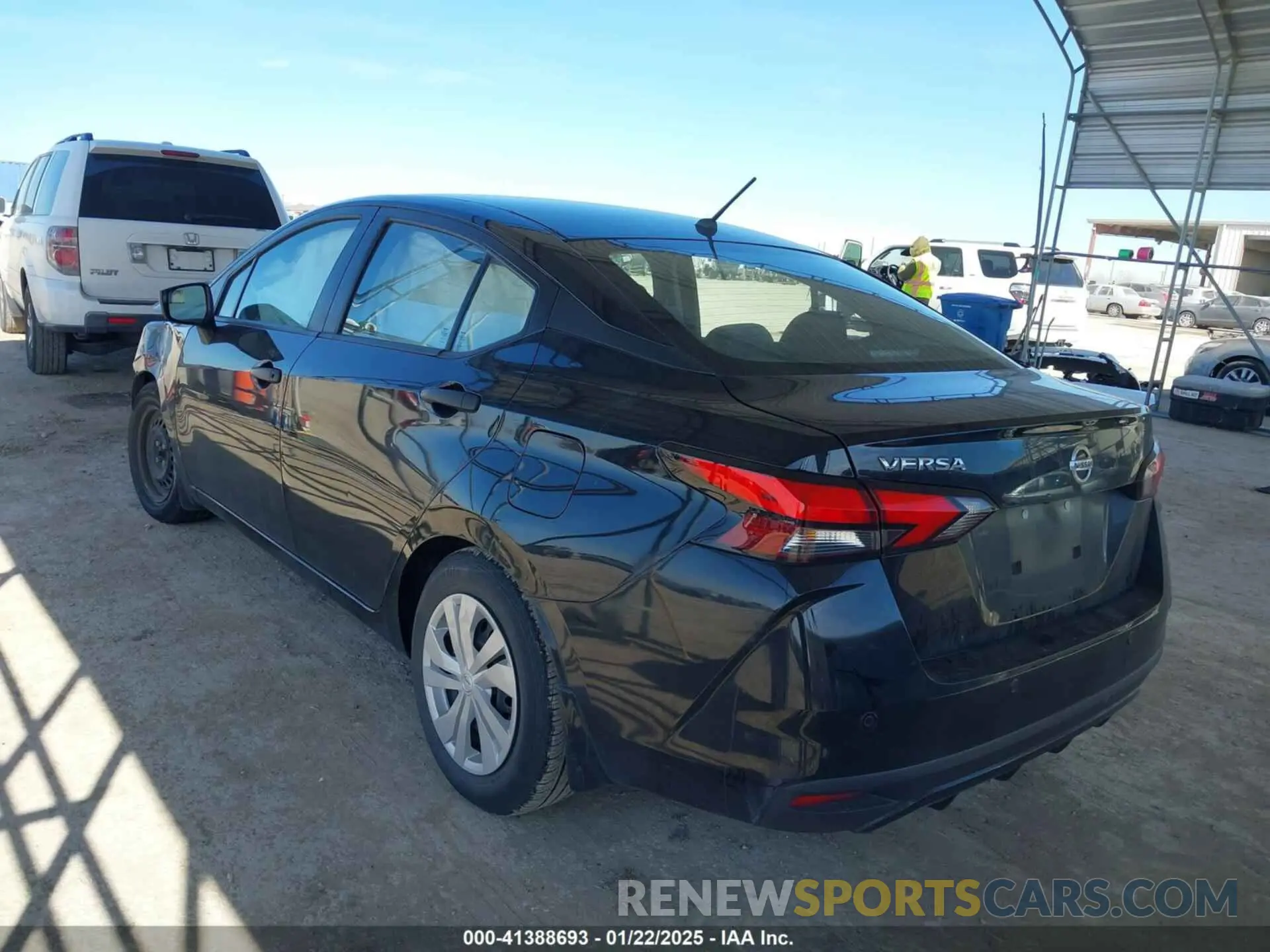 3 fotografías del automóvil dañado 3N1CN8DV4ML904089 NISSAN VERSA 2021