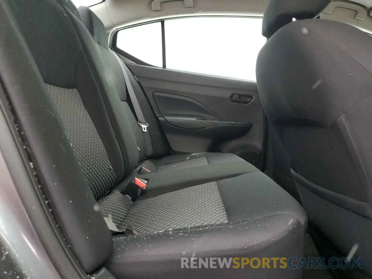 10 fotografías del automóvil dañado 3N1CN8DV4ML907087 NISSAN VERSA 2021
