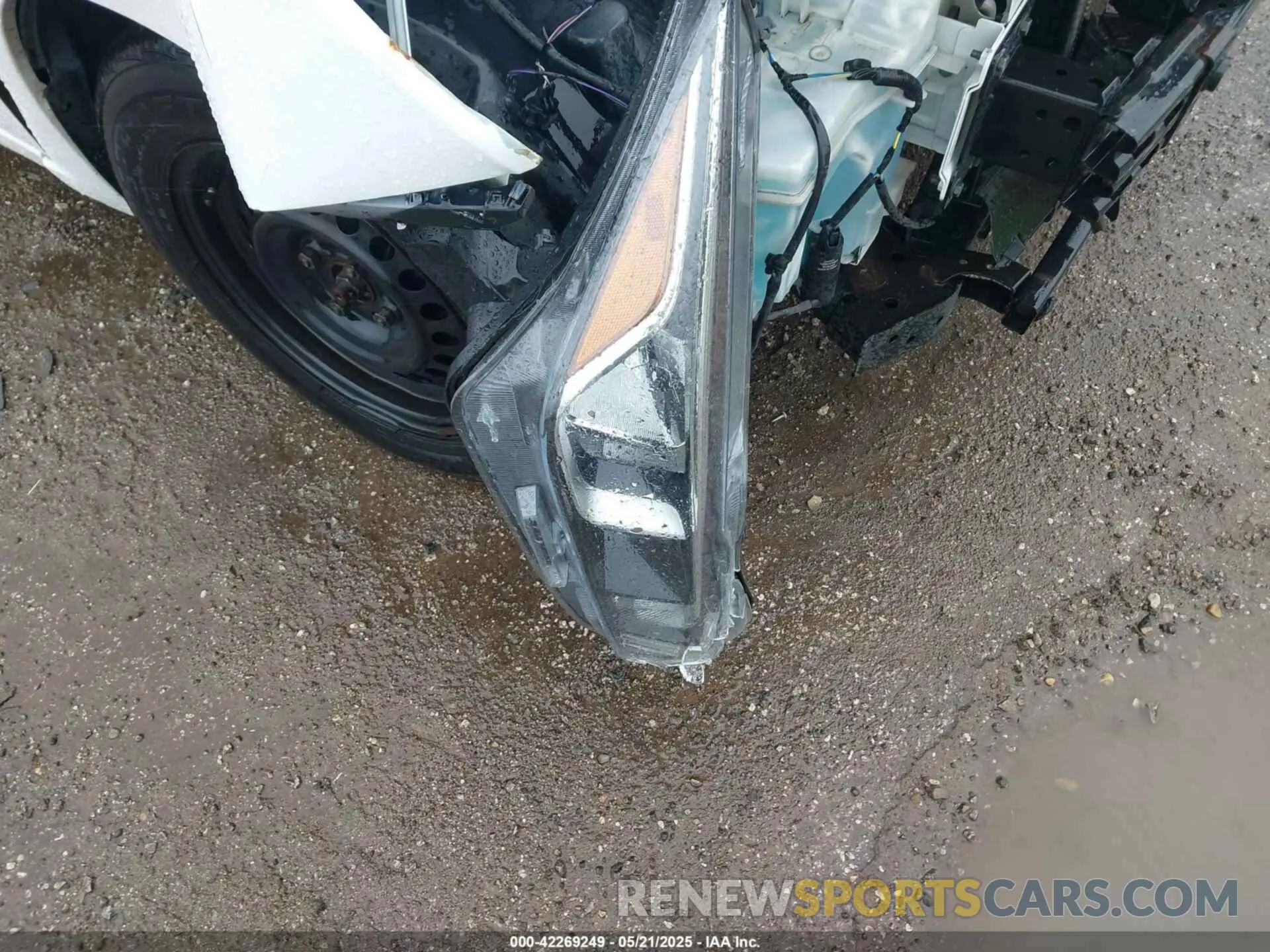 12 fotografías del automóvil dañado 3N1CN8DV7ML815228 NISSAN VERSA 2021