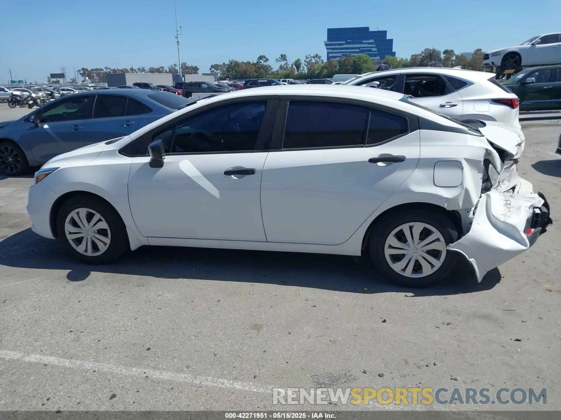 14 fotografías del automóvil dañado 3N1CN8DV7ML858743 NISSAN VERSA 2021