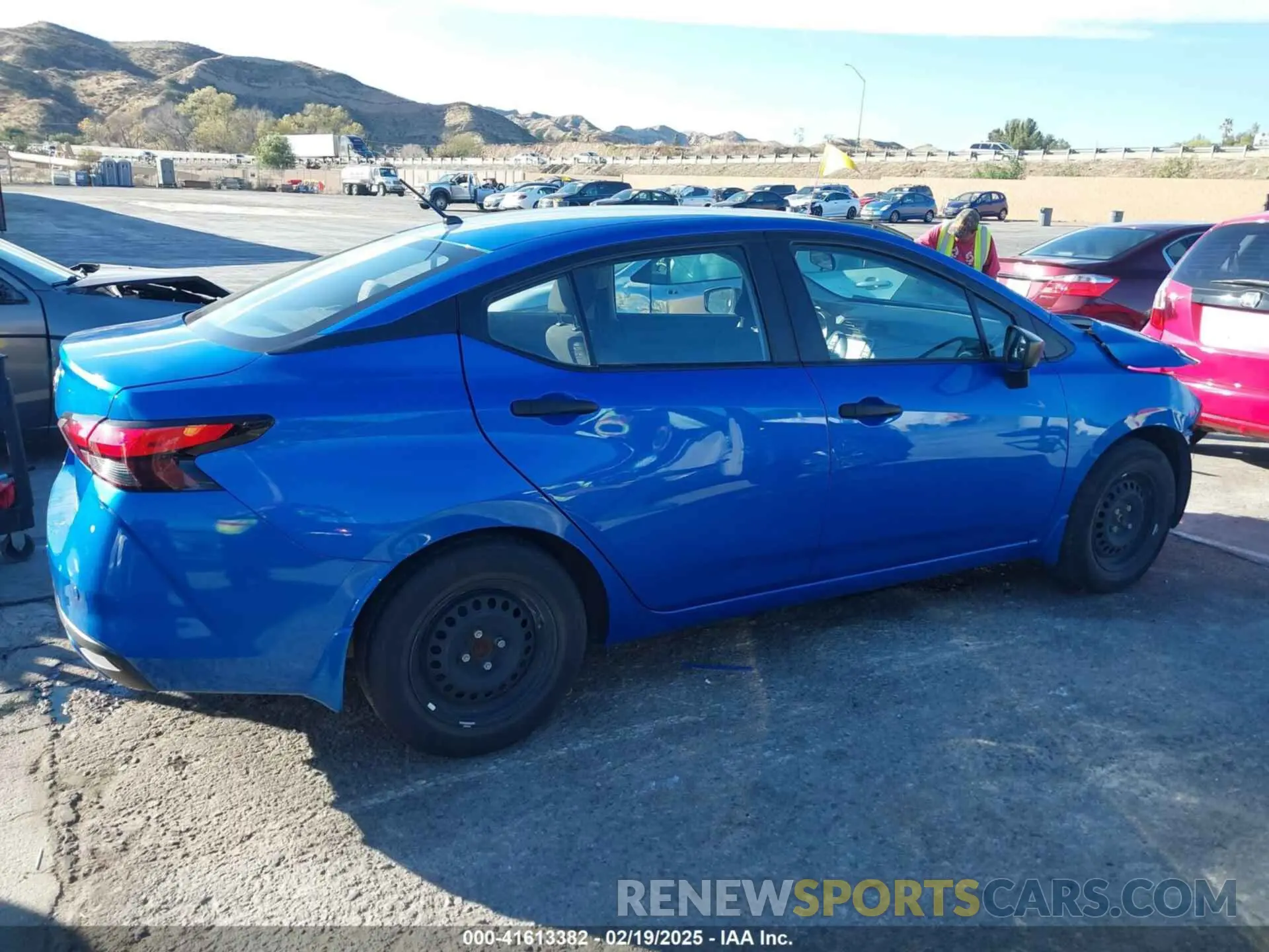 14 fotografías del automóvil dañado 3N1CN8DV7ML860024 NISSAN VERSA 2021