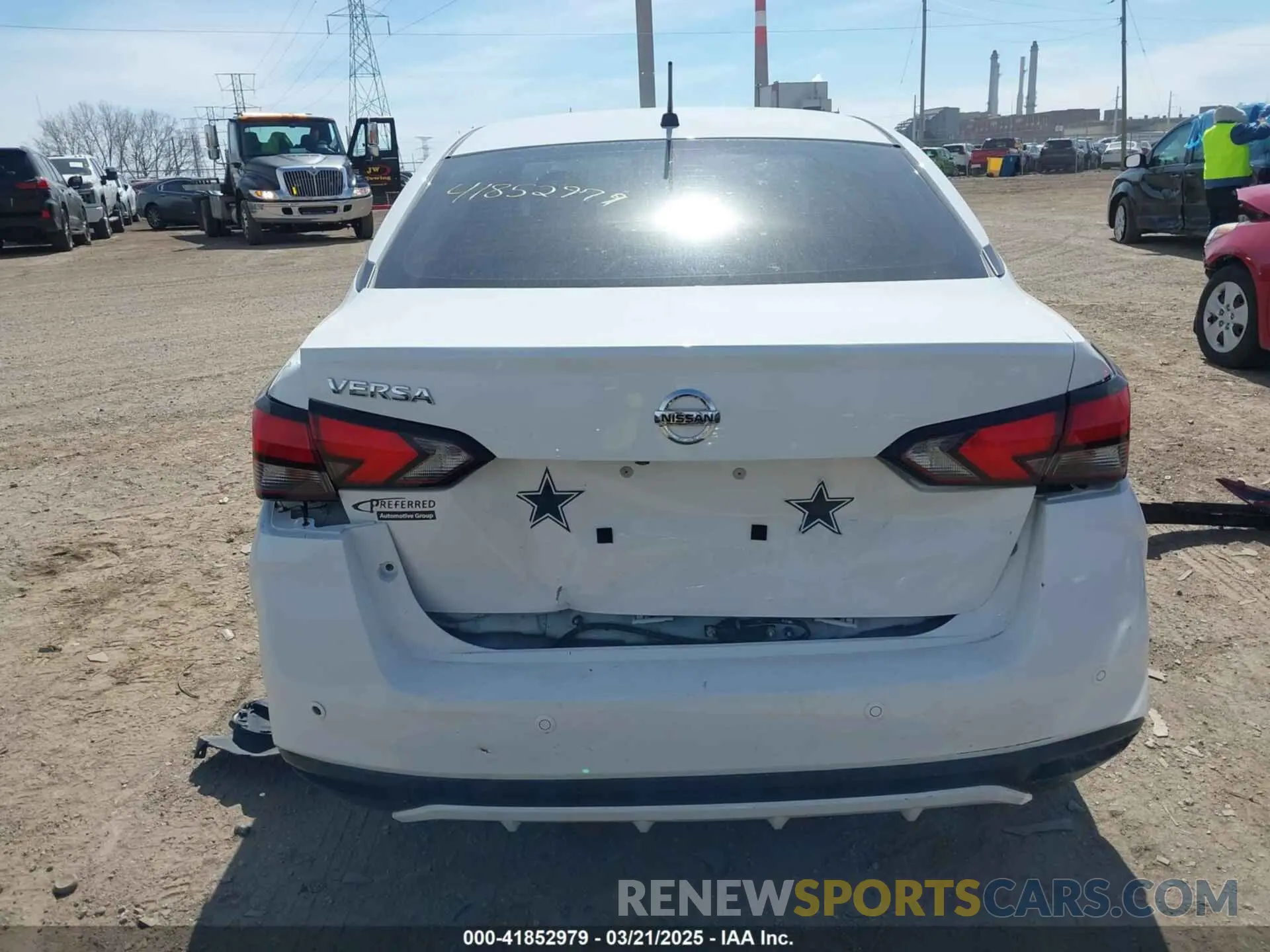 16 fotografías del automóvil dañado 3N1CN8DV8ML817330 NISSAN VERSA 2021