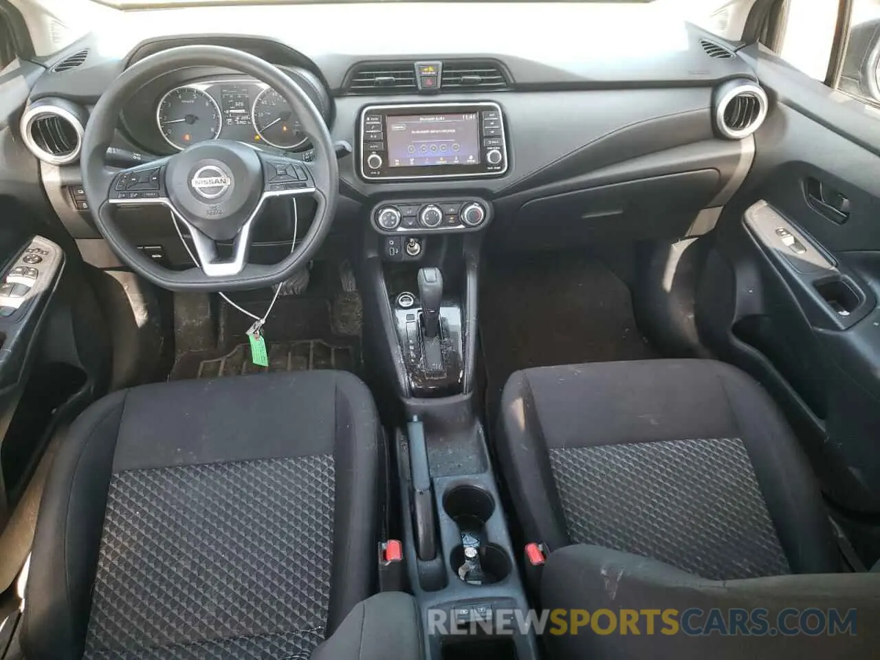 8 fotografías del automóvil dañado 3N1CN8DVXML808810 NISSAN VERSA 2021