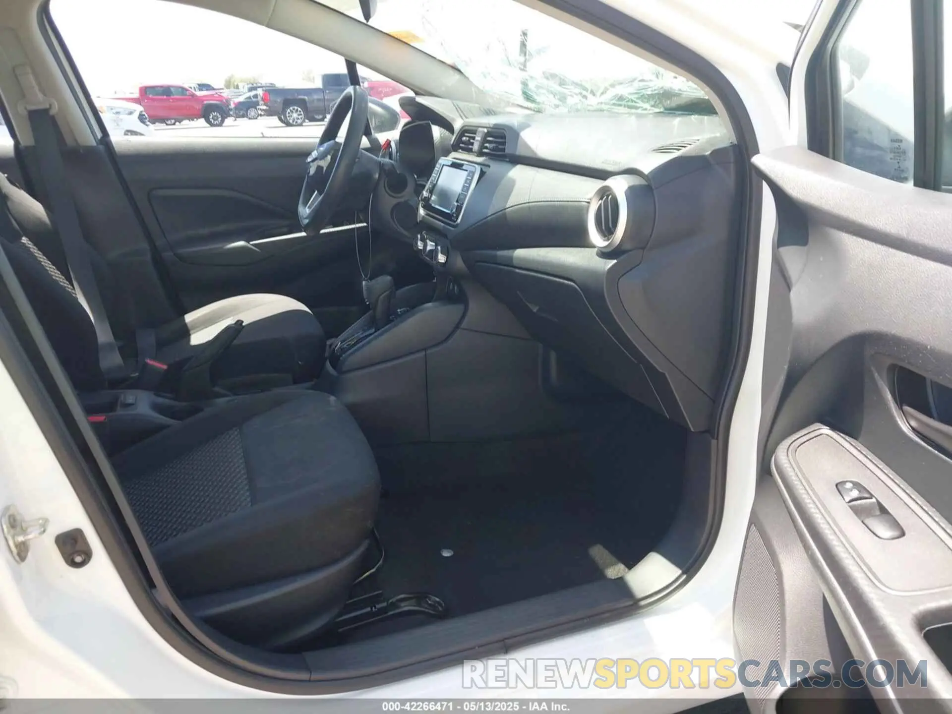 5 fotografías del automóvil dañado 3N1CN8DVXML856372 NISSAN VERSA 2021
