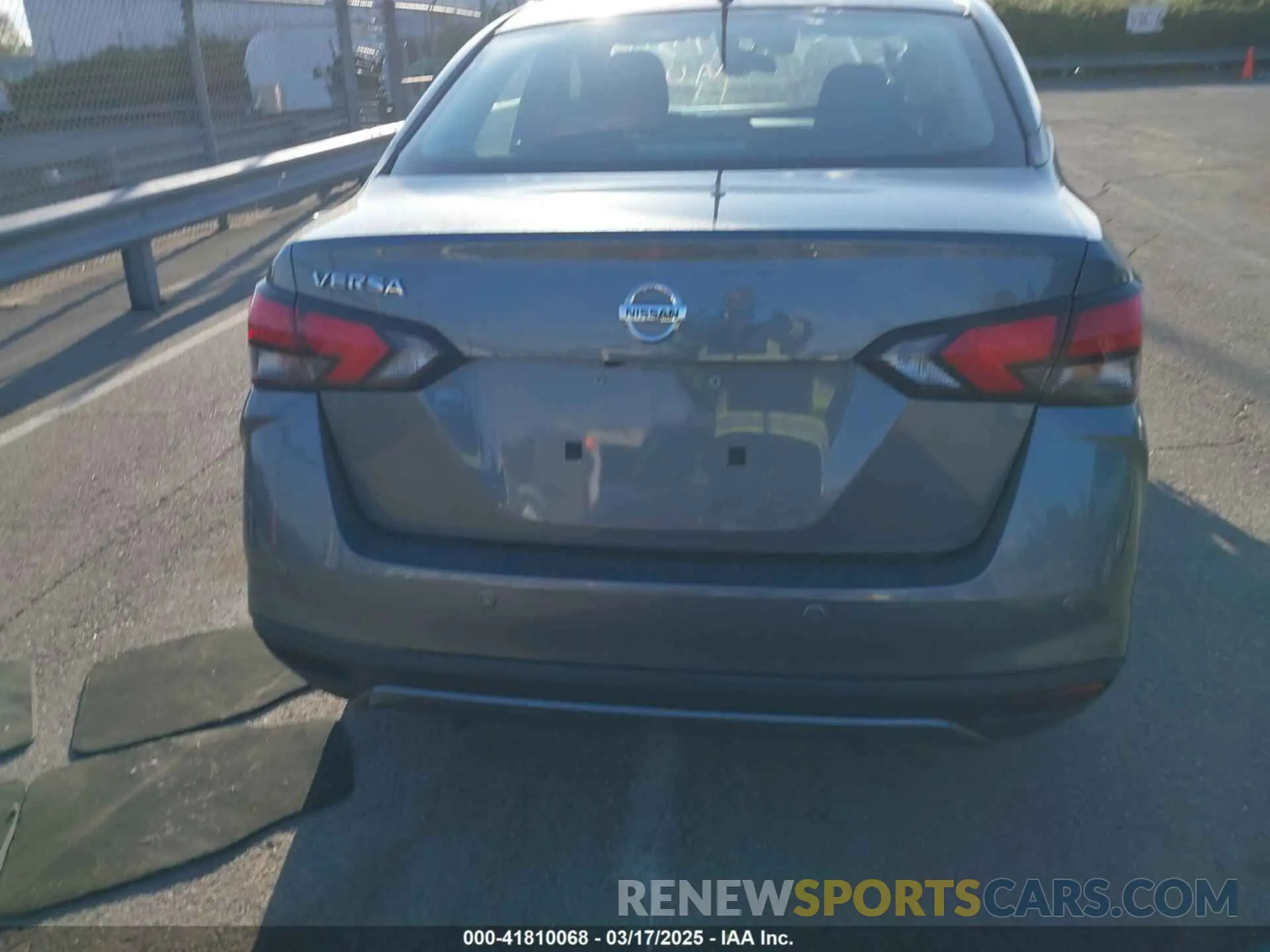 15 fotografías del automóvil dañado 3N1CN8DVXML917378 NISSAN VERSA 2021