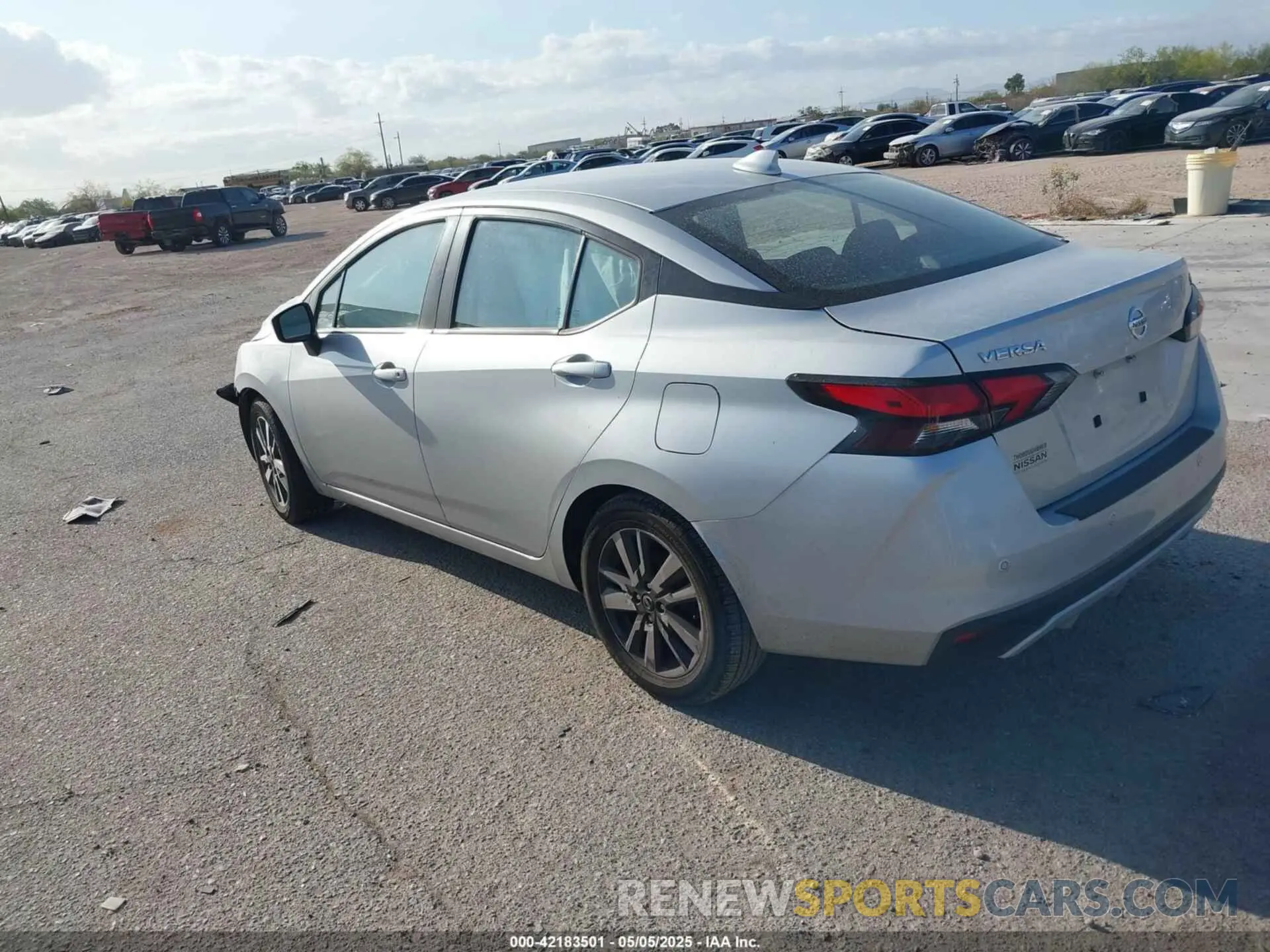 3 fotografías del automóvil dañado 3N1CN8EV0ML815652 NISSAN VERSA 2021