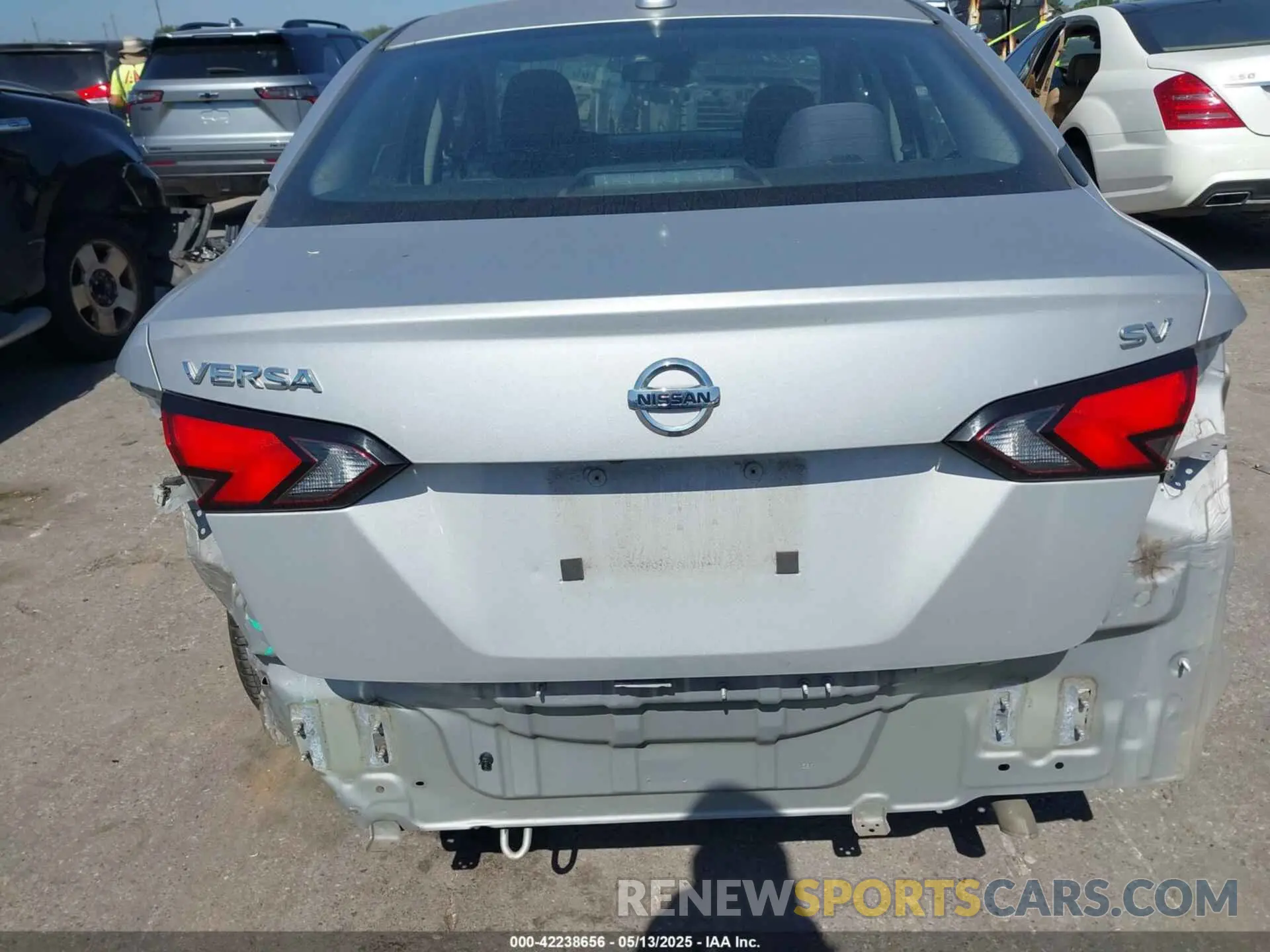 16 fotografías del automóvil dañado 3N1CN8EV0ML823119 NISSAN VERSA 2021