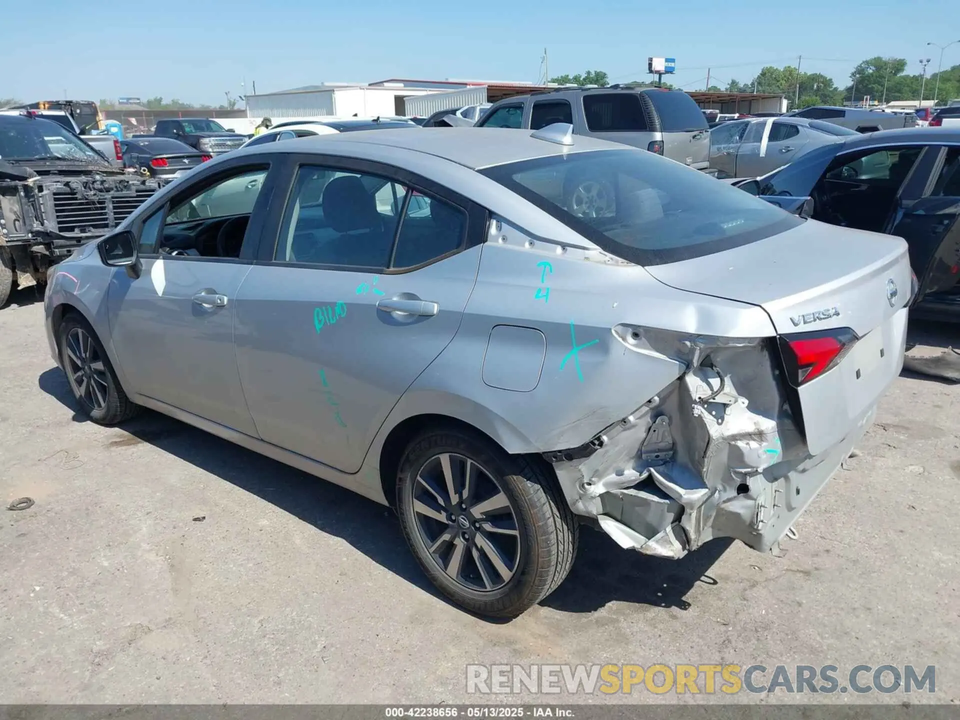3 fotografías del automóvil dañado 3N1CN8EV0ML823119 NISSAN VERSA 2021