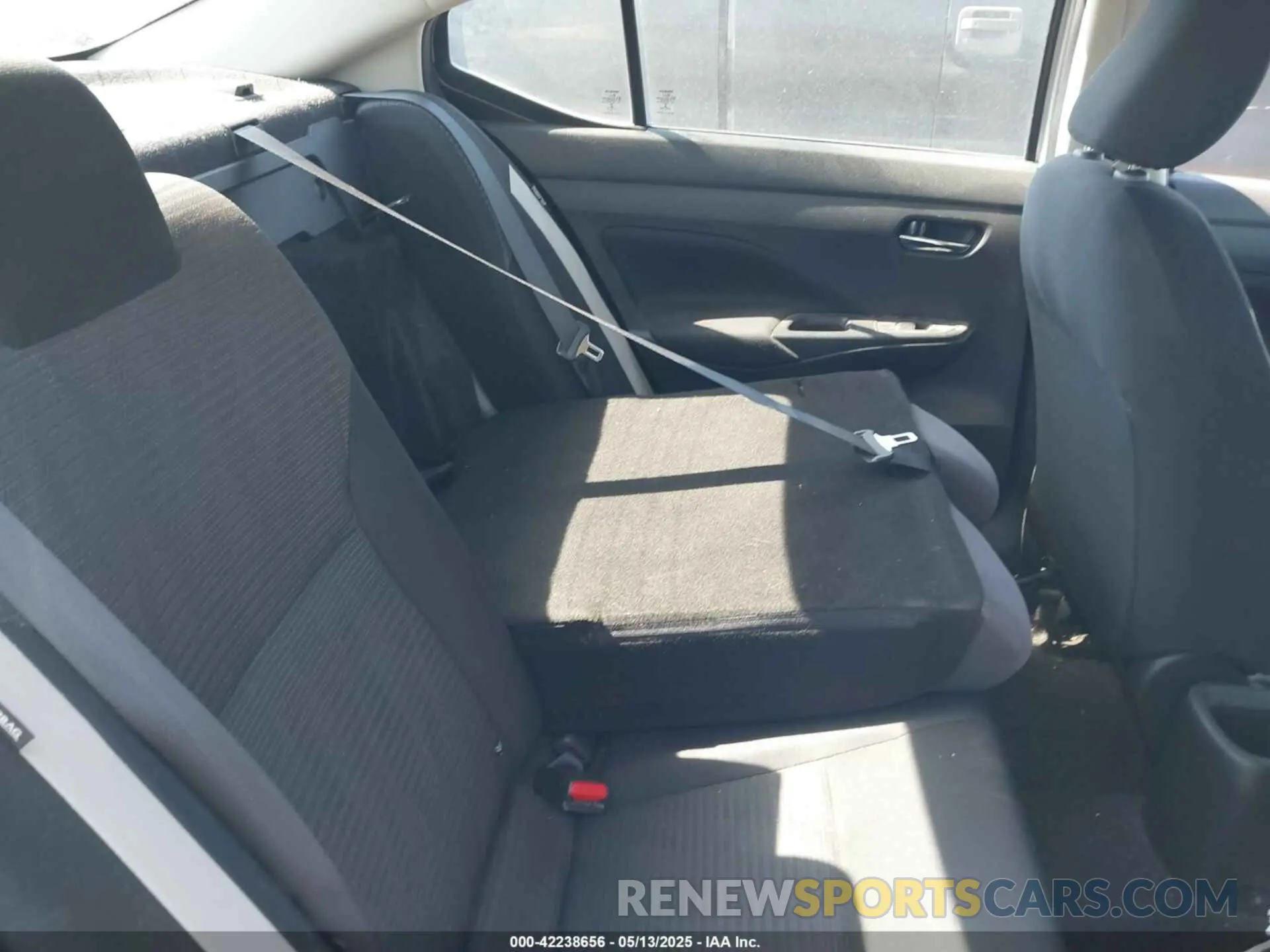 8 fotografías del automóvil dañado 3N1CN8EV0ML823119 NISSAN VERSA 2021