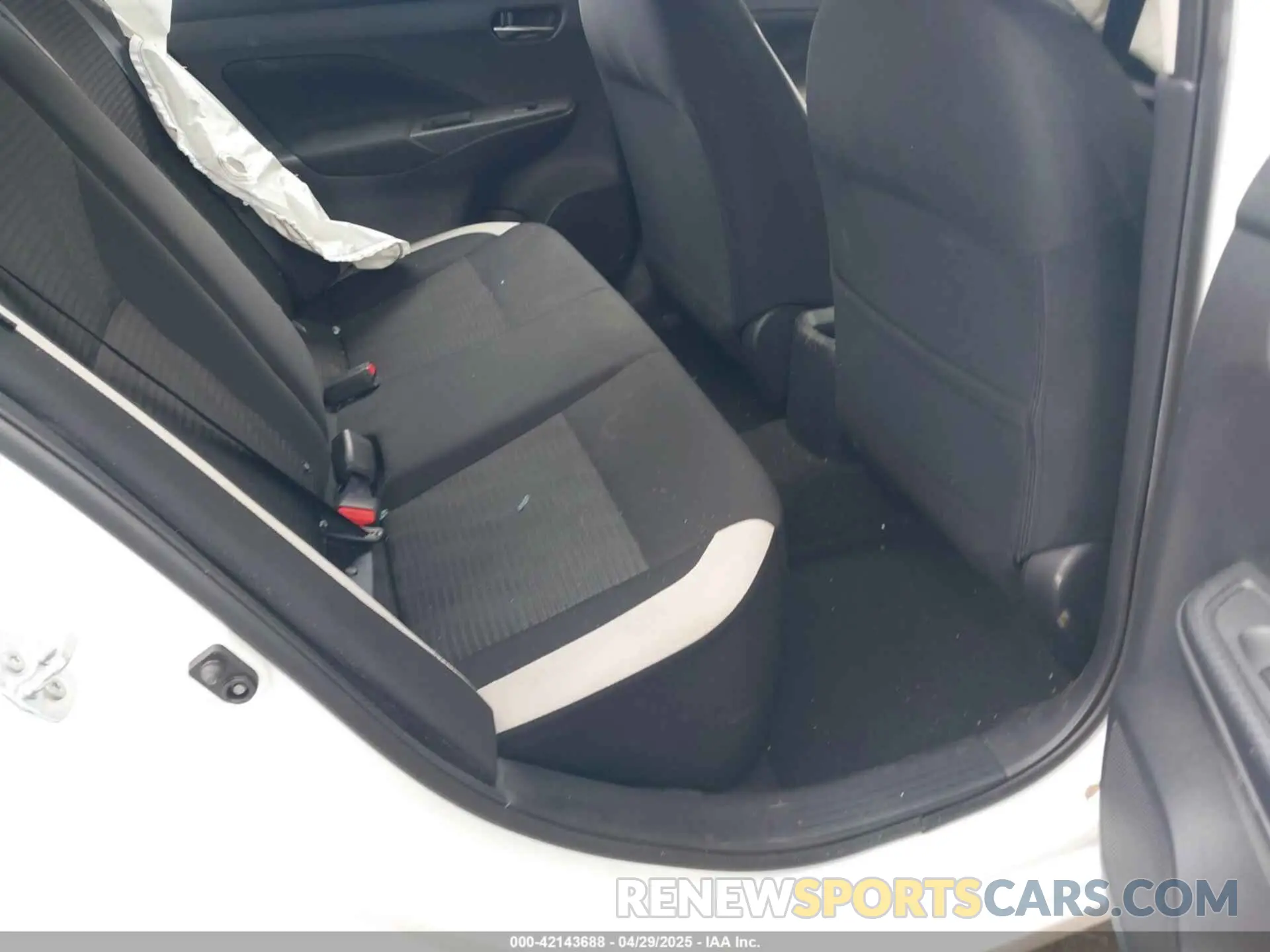 8 fotografías del automóvil dañado 3N1CN8EV0ML824805 NISSAN VERSA 2021