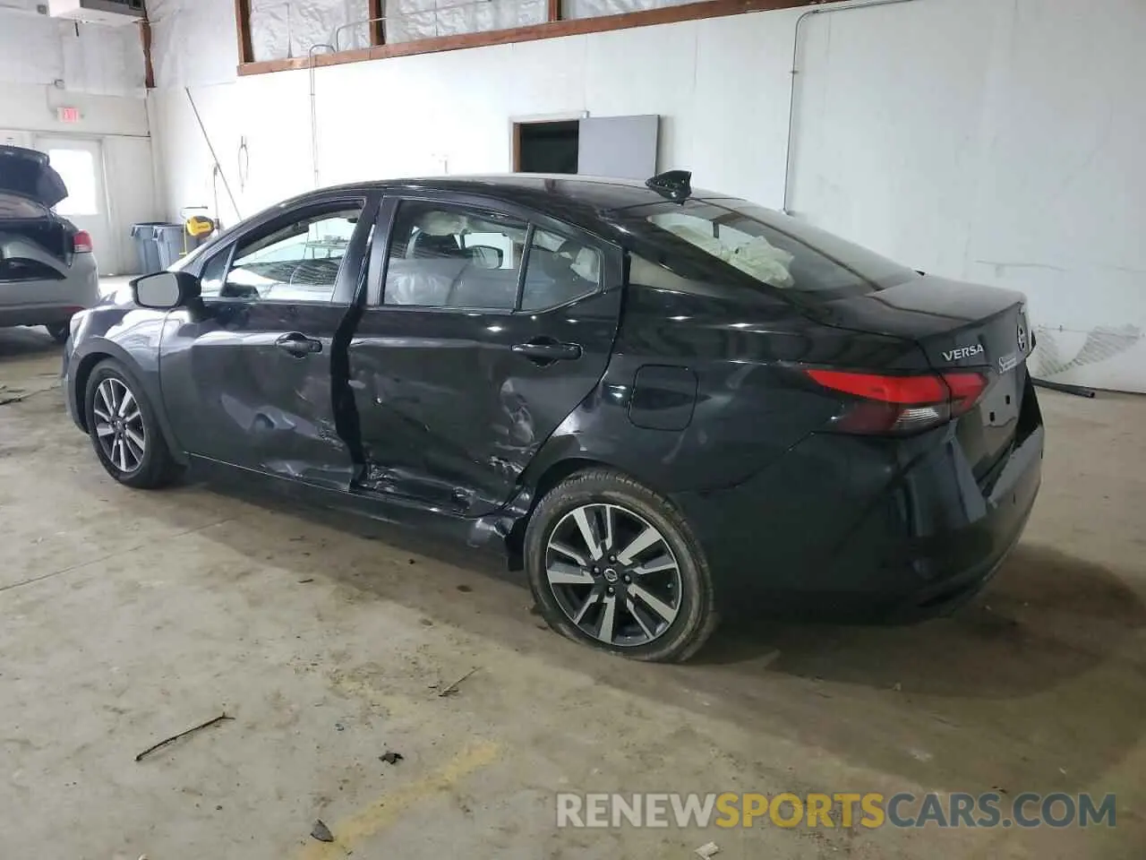 2 fotografías del automóvil dañado 3N1CN8EV0ML847078 NISSAN VERSA 2021