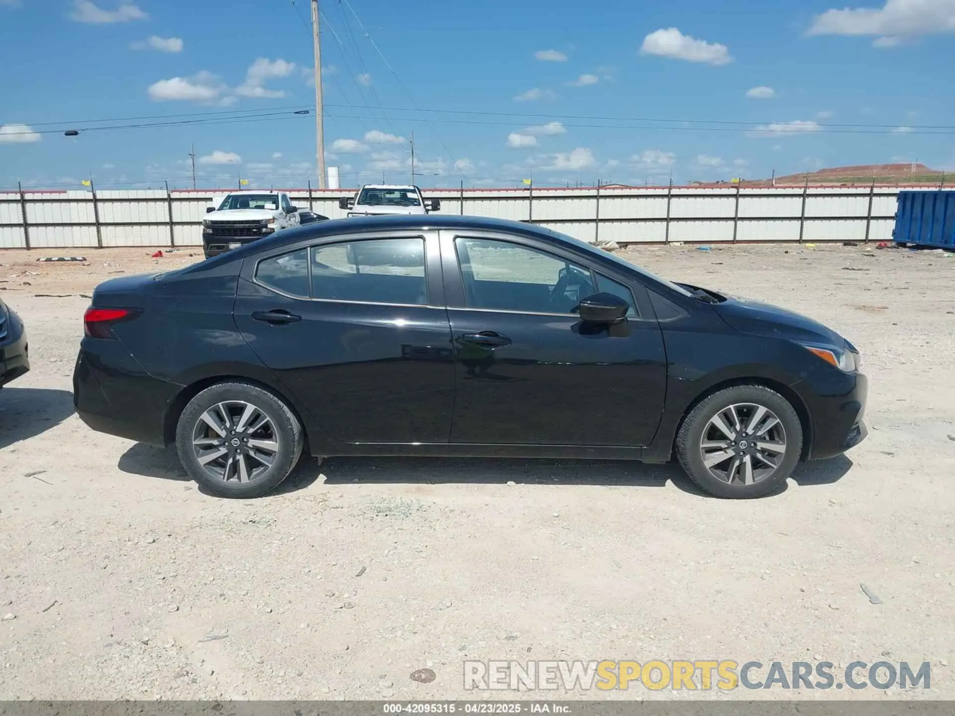 13 fotografías del automóvil dañado 3N1CN8EV0ML849820 NISSAN VERSA 2021