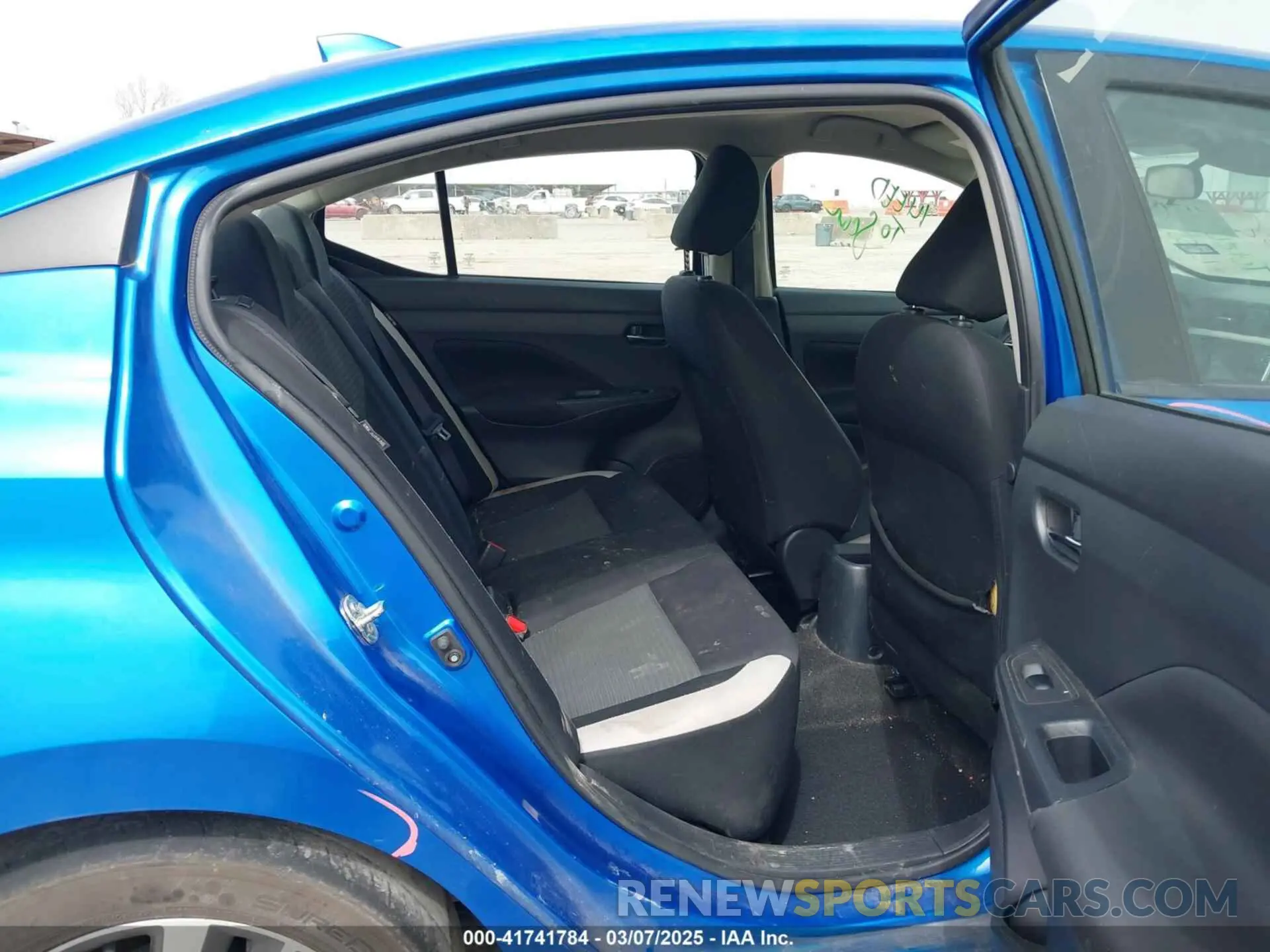 8 fotografías del automóvil dañado 3N1CN8EV0ML872935 NISSAN VERSA 2021