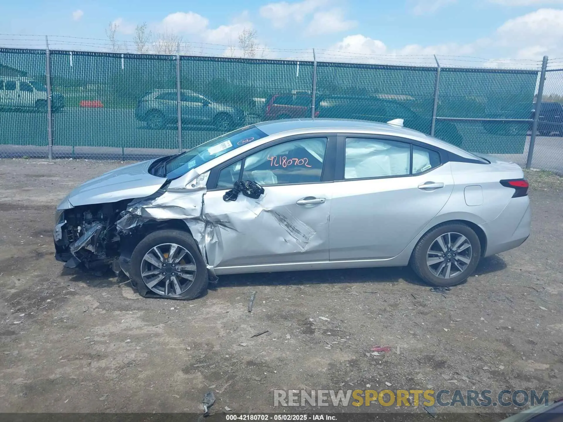 13 fotografías del automóvil dañado 3N1CN8EV1ML832105 NISSAN VERSA 2021
