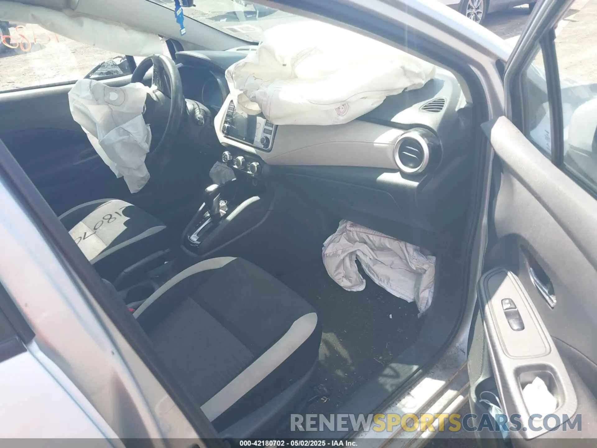 5 fotografías del automóvil dañado 3N1CN8EV1ML832105 NISSAN VERSA 2021