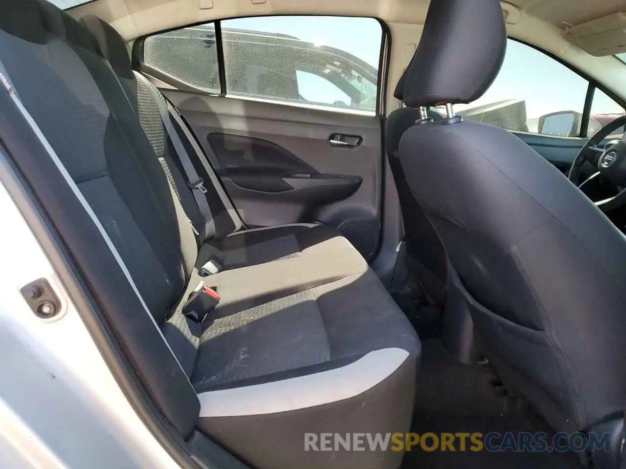 10 fotografías del automóvil dañado 3N1CN8EV2ML872869 NISSAN VERSA 2021