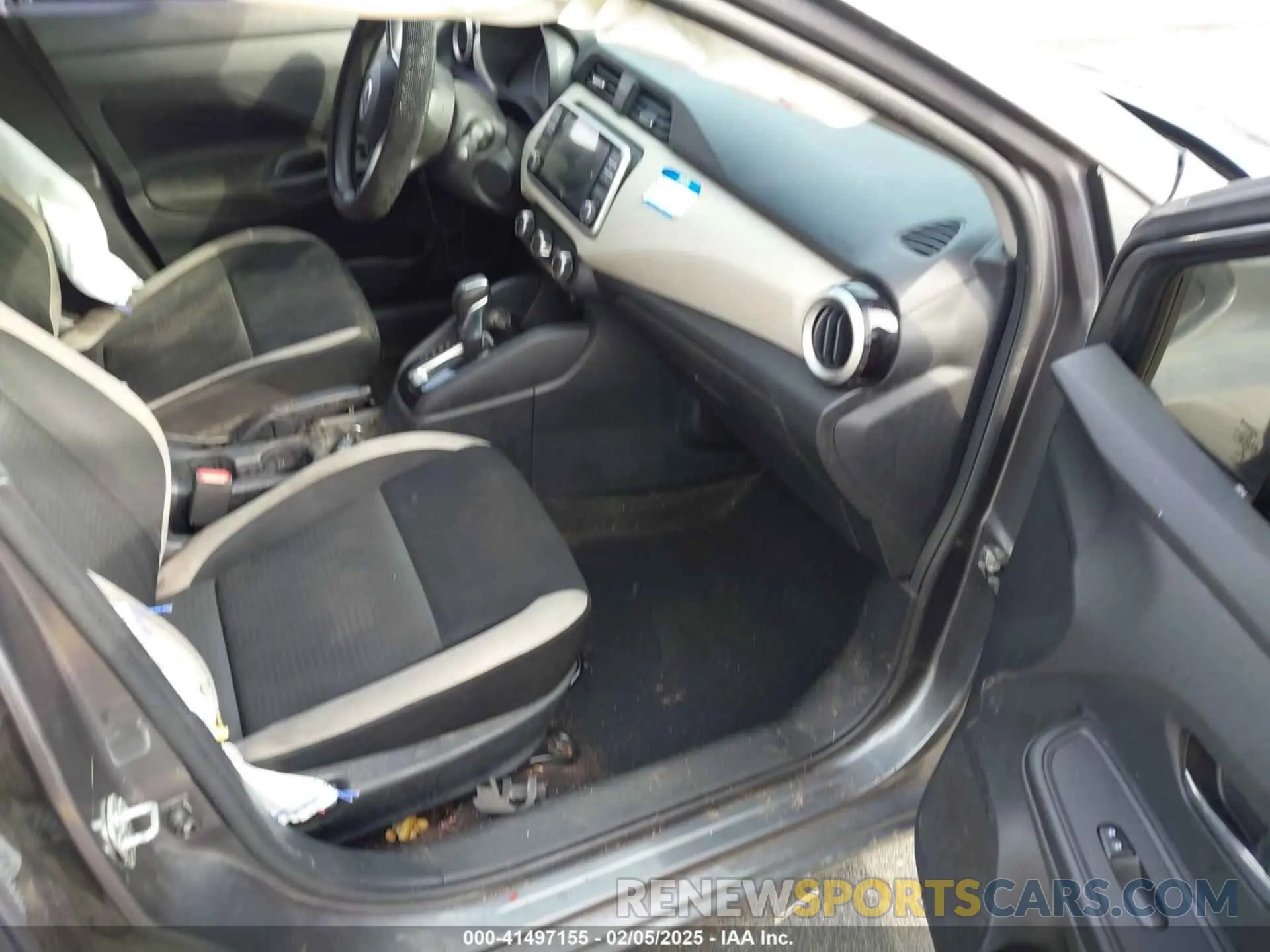 5 fotografías del automóvil dañado 3N1CN8EV2ML893625 NISSAN VERSA 2021