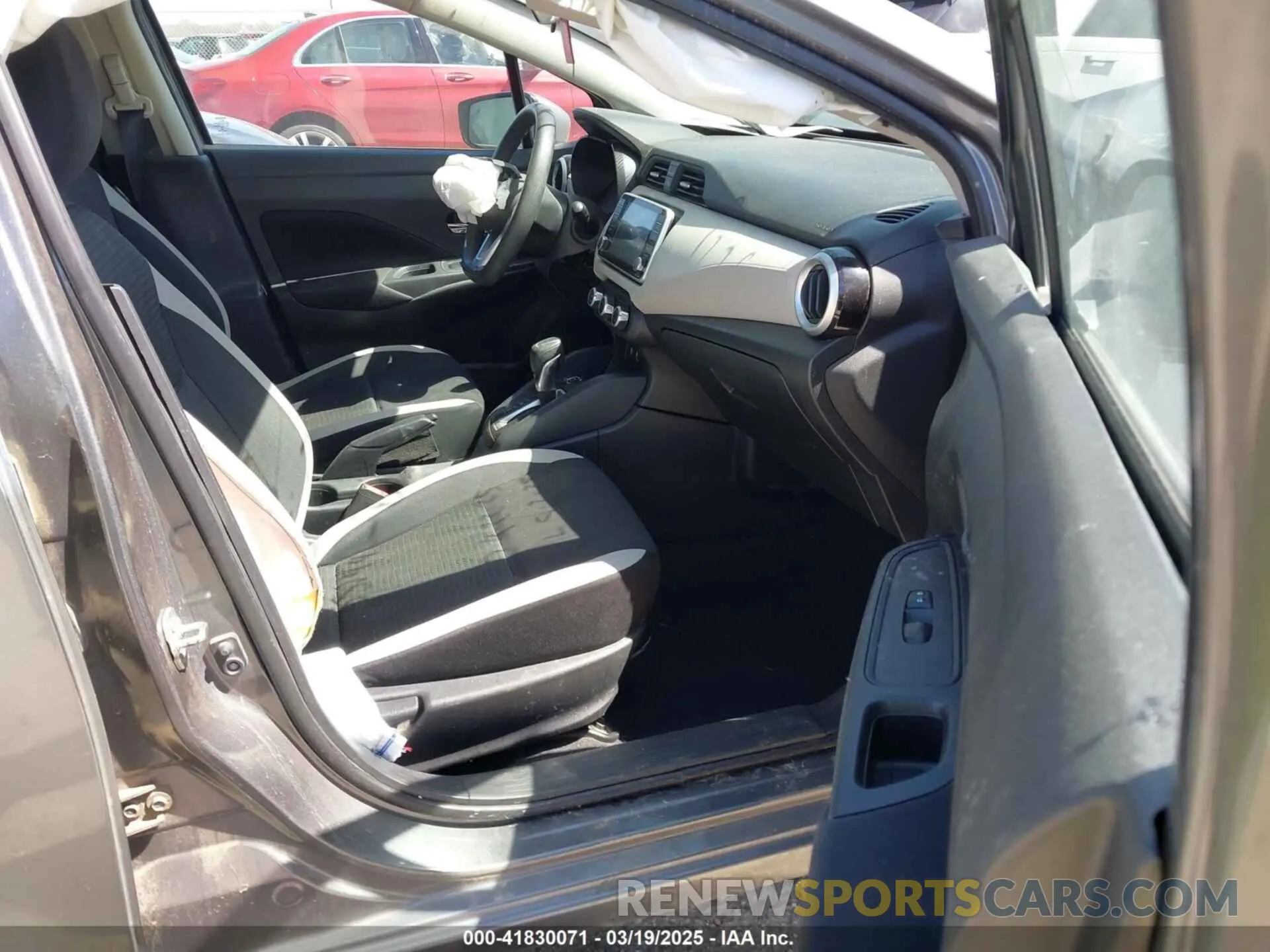 5 fotografías del automóvil dañado 3N1CN8EV3ML826189 NISSAN VERSA 2021