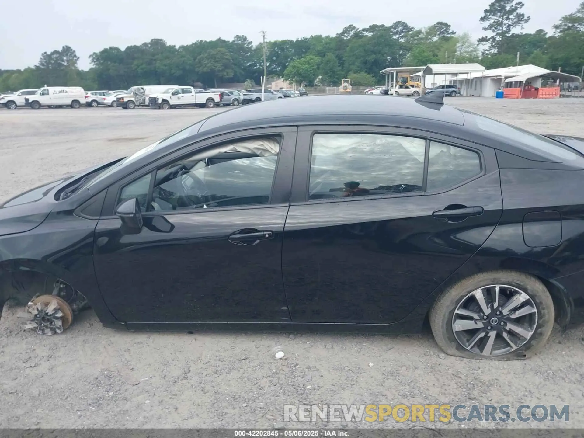 14 fotografías del automóvil dañado 3N1CN8EV3ML891172 NISSAN VERSA 2021