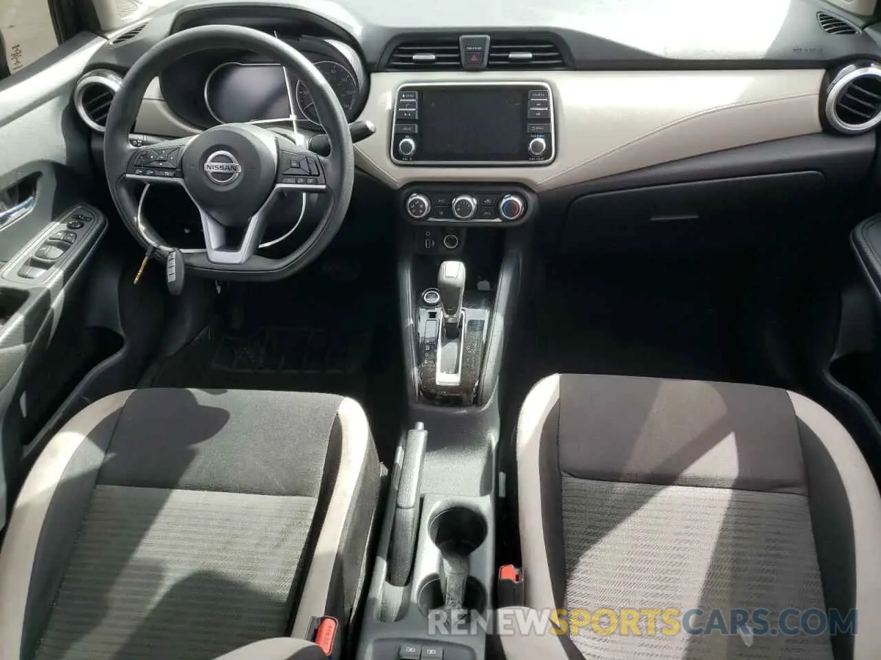 8 fotografías del automóvil dañado 3N1CN8EV3ML913865 NISSAN VERSA 2021
