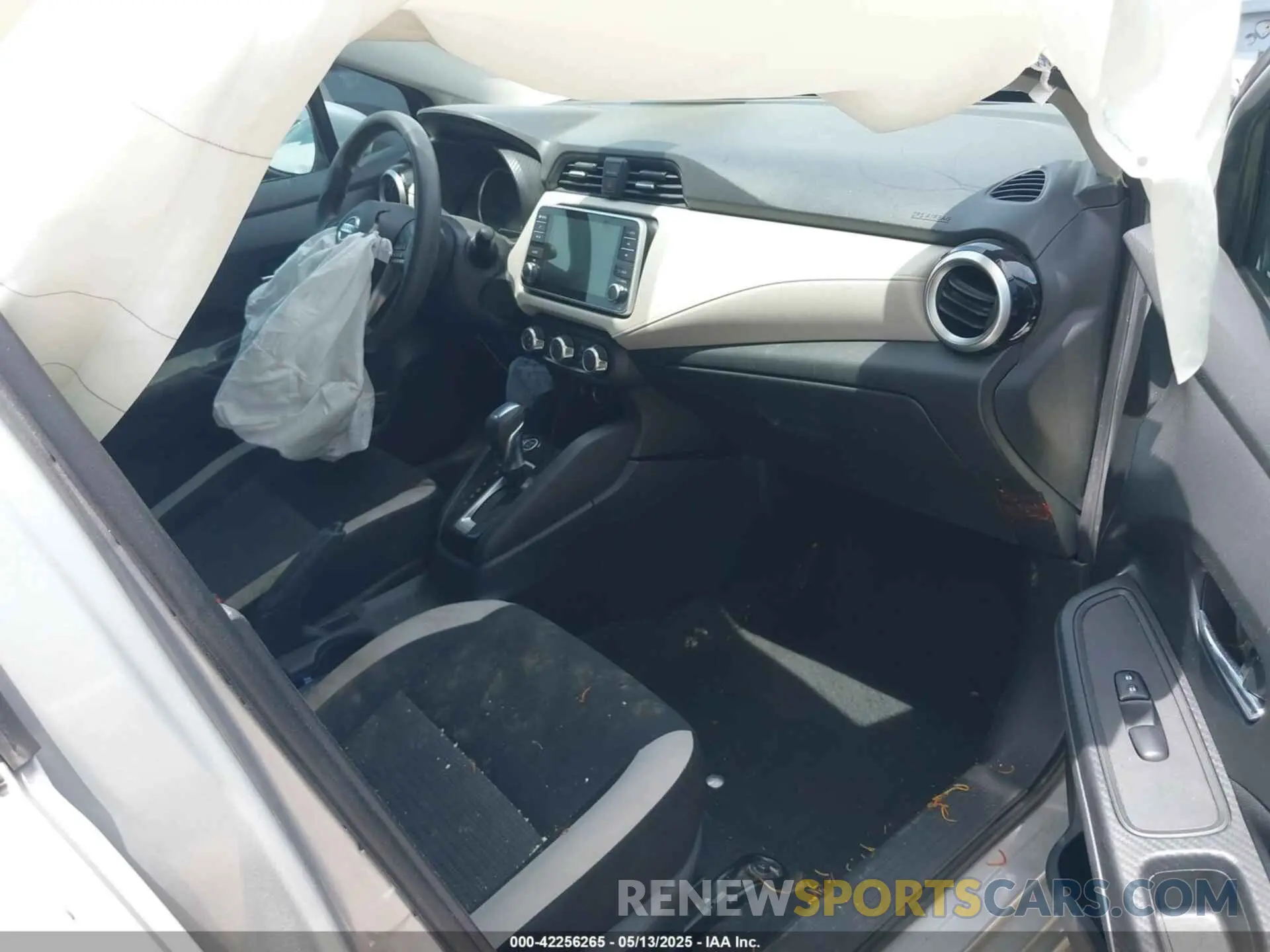 5 fotografías del automóvil dañado 3N1CN8EV4ML815301 NISSAN VERSA 2021