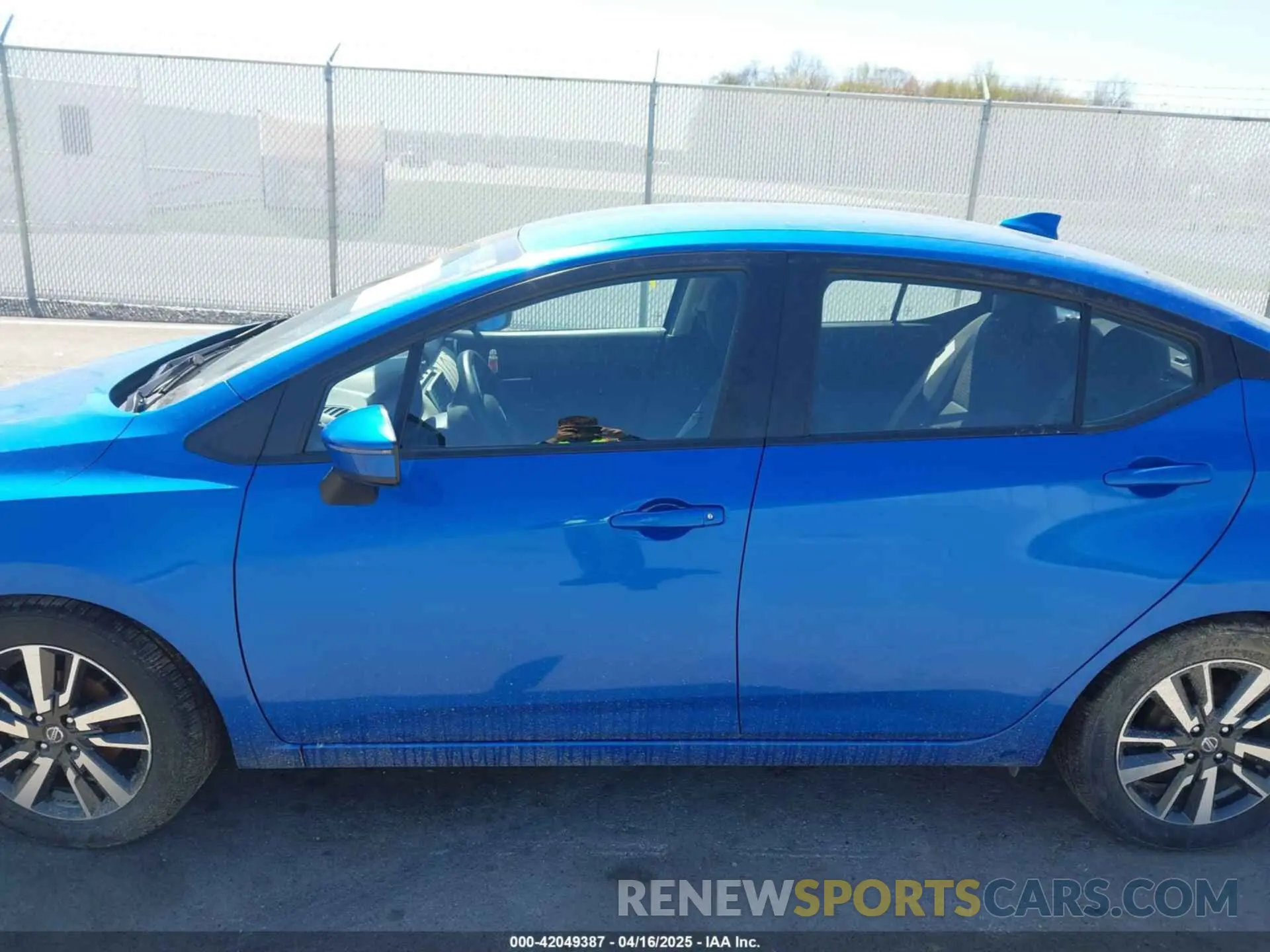 14 fotografías del automóvil dañado 3N1CN8EV4ML844328 NISSAN VERSA 2021