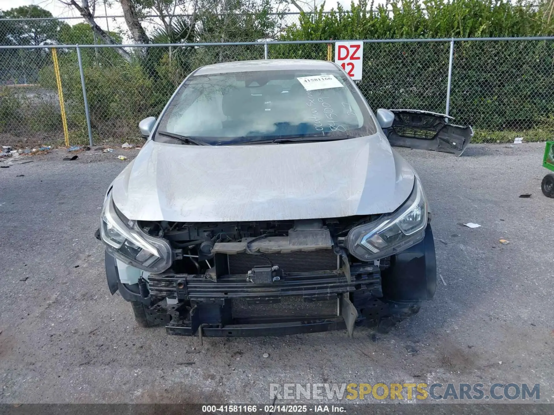 13 fotografías del automóvil dañado 3N1CN8EV4ML845009 NISSAN VERSA 2021